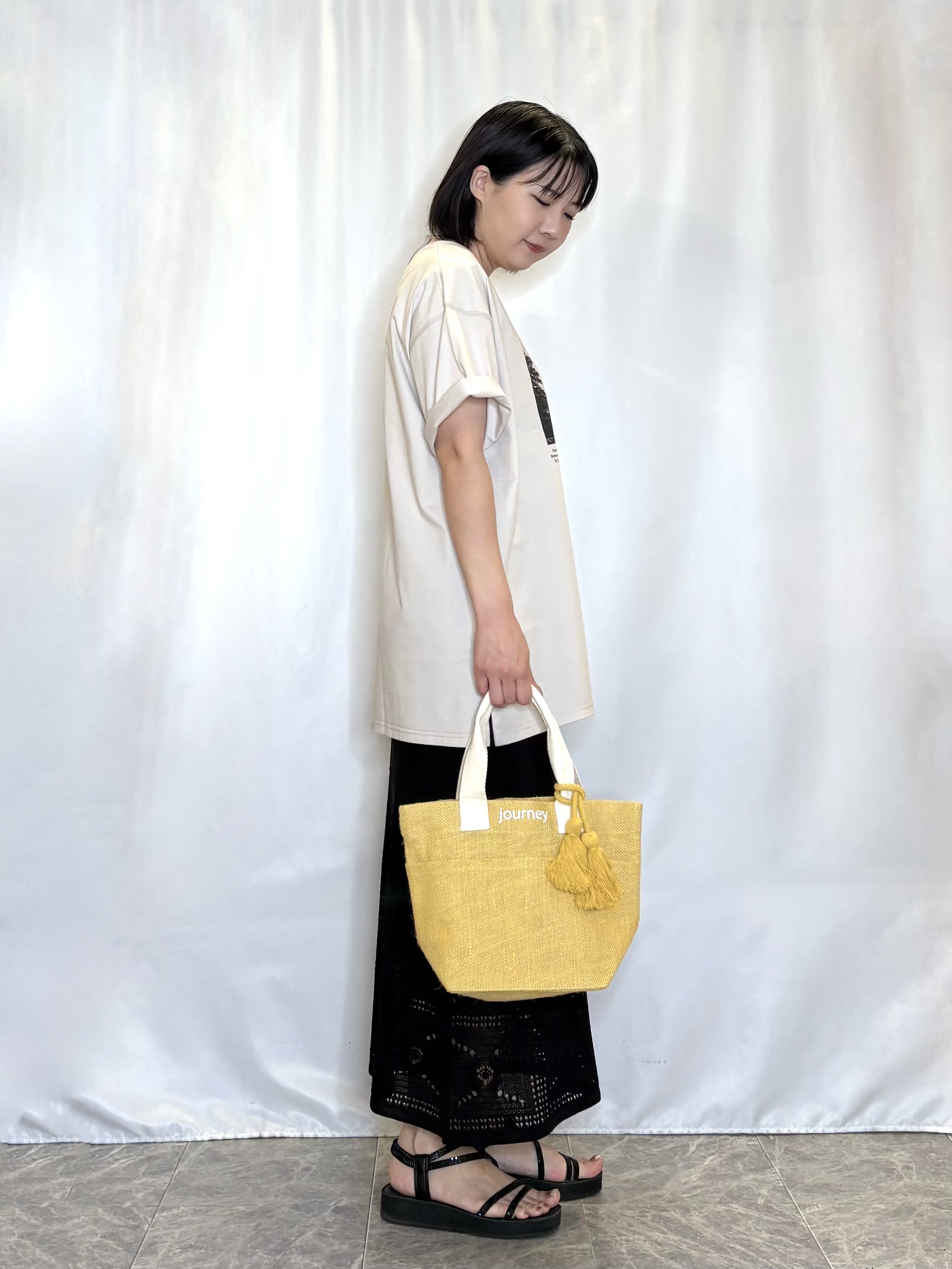 ネリさんの「SHOO･LA･RUE｜【ひんやり】ゆるっと体型カバー BIGアソートTシャツ」を使ったコーディネート
