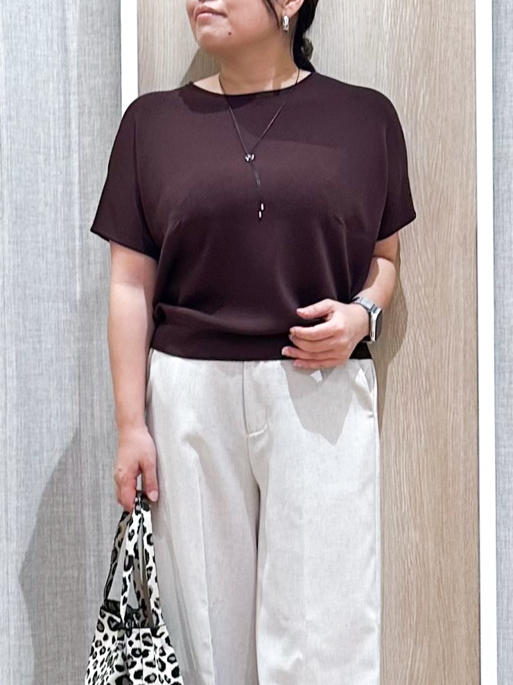 naoさんの「grove｜【シリーズ累計36万枚！名品ニット】やわらかドライタッチ ドルマンニット」を使ったコーディネート