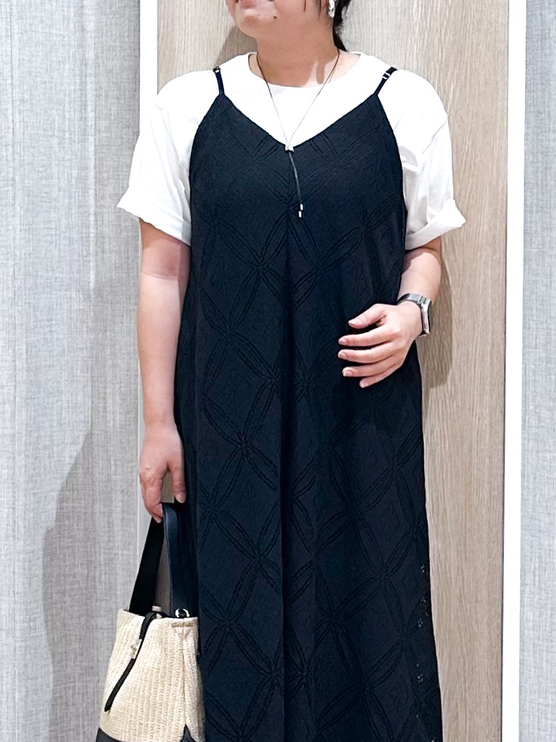 naoさんの「grove｜【貴島明日香さん着用・洗える】レースキャミワンピース」を使ったコーディネート