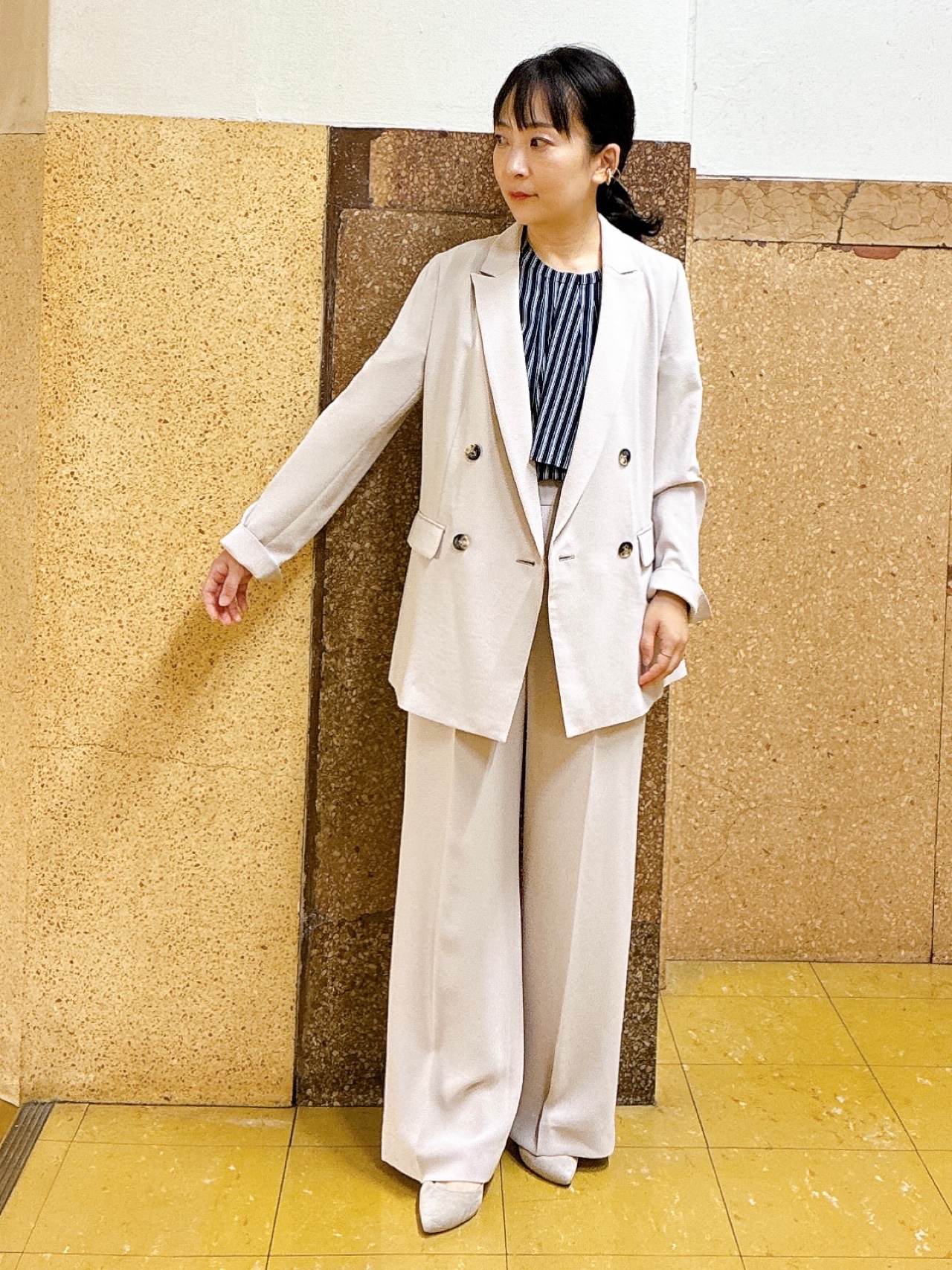 hattoriさんの「INDIVI｜【洗える／多機能／SETUP可】着る日傘ダブルジャケット」を使ったコーディネート