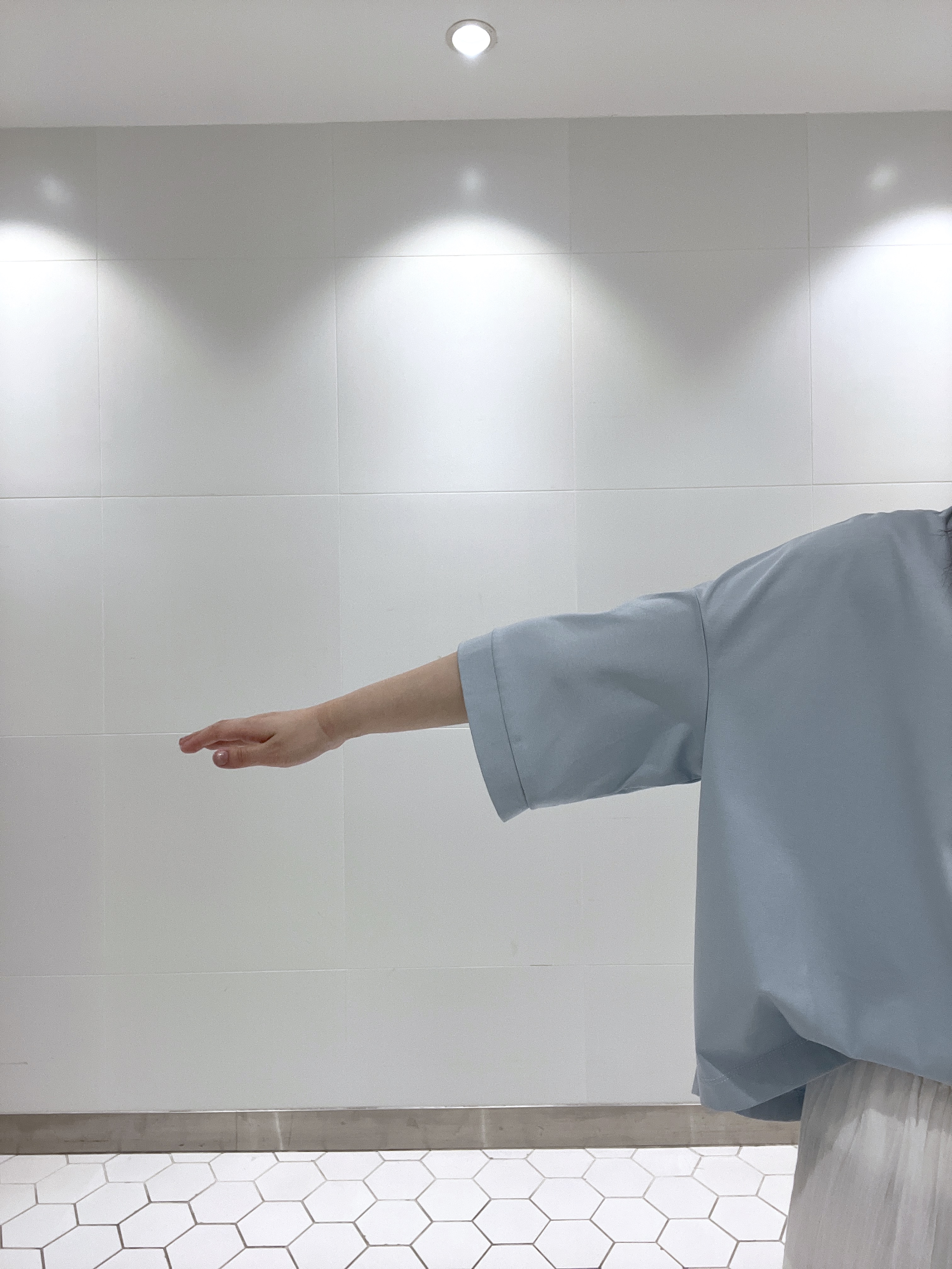 Makinoさんの「Dessin｜【新色追加/体型カバー】美光沢カットソーボクシーシルエット」を使ったコーディネート
