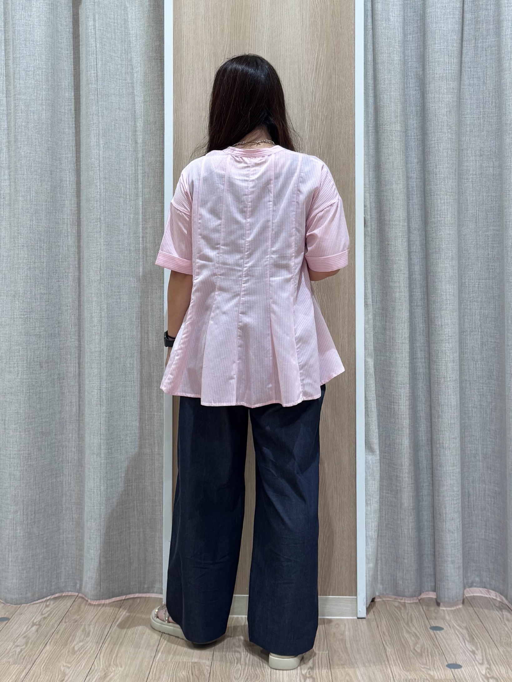 sachiさんの「grove｜【洗濯機OK・ひんやり】さらっと軽やか、夏のフレアシャツ」を使ったコーディネート