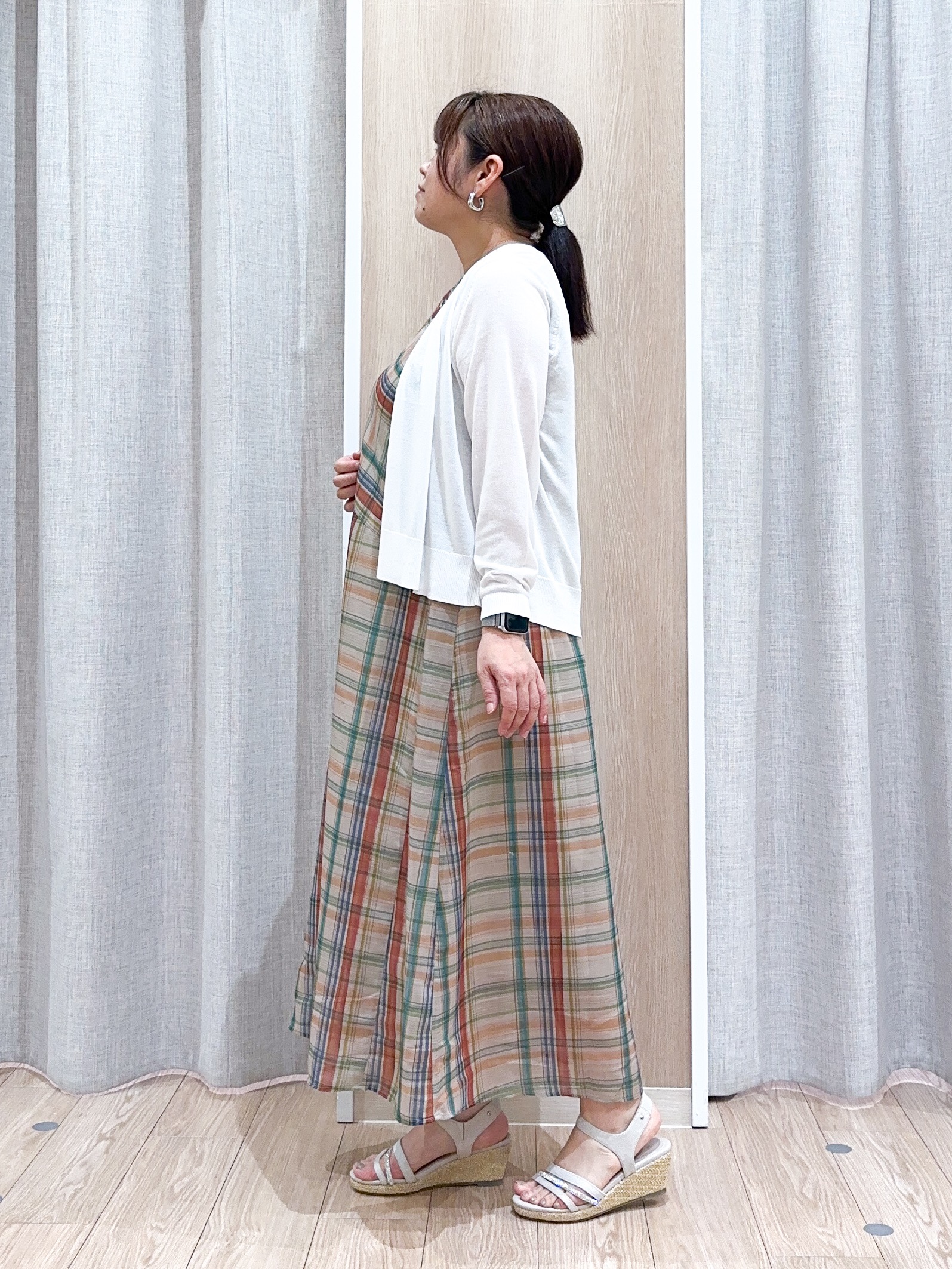 naoさんの「grove｜高評価！【接触冷感／UVカットetc】ベーシックショートカーディガン」を使ったコーディネート