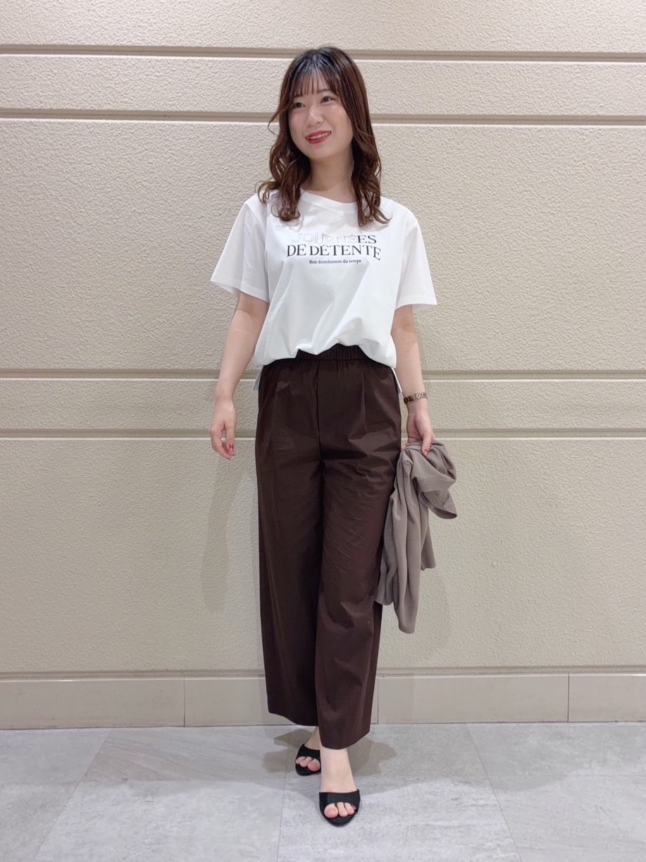 ユナさんの「UNTITLED｜【古畑星夏さん着用/ロゴ/プリント】グラフィックTシャツ」を使ったコーディネート