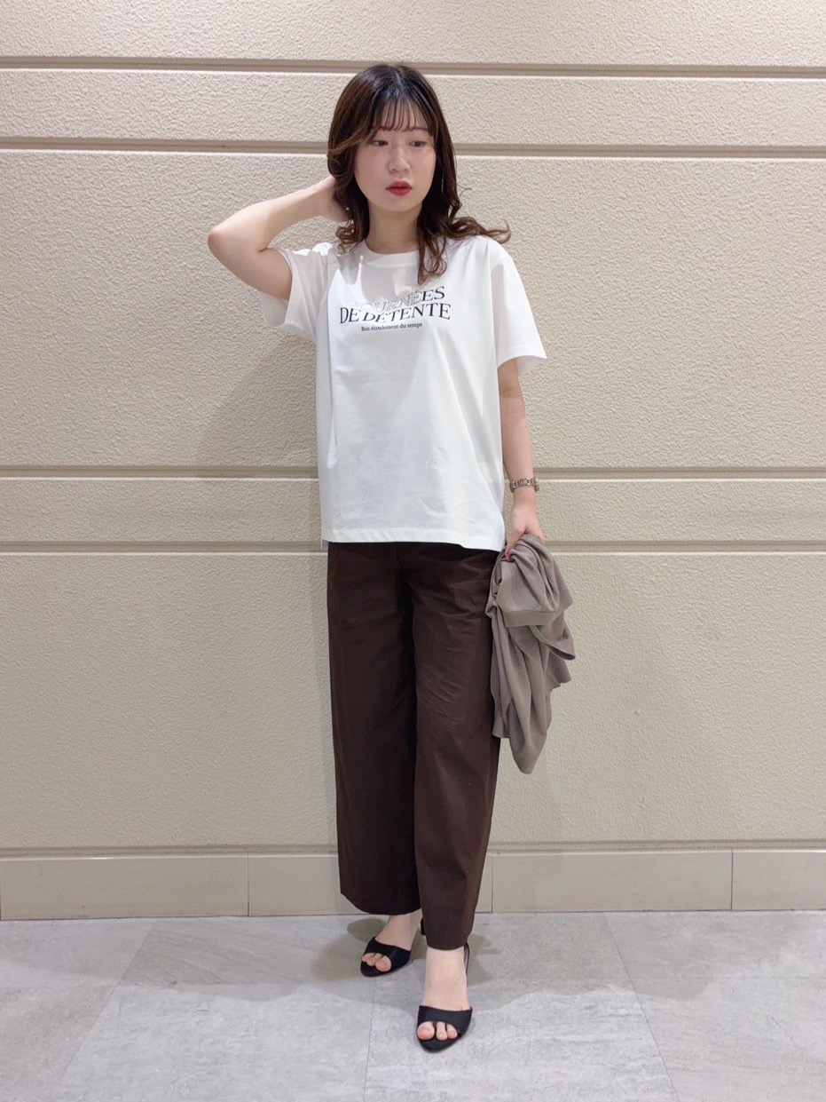 ユナさんの「UNTITLED｜【古畑星夏さん着用/ロゴ/プリント】グラフィックTシャツ」を使ったコーディネート