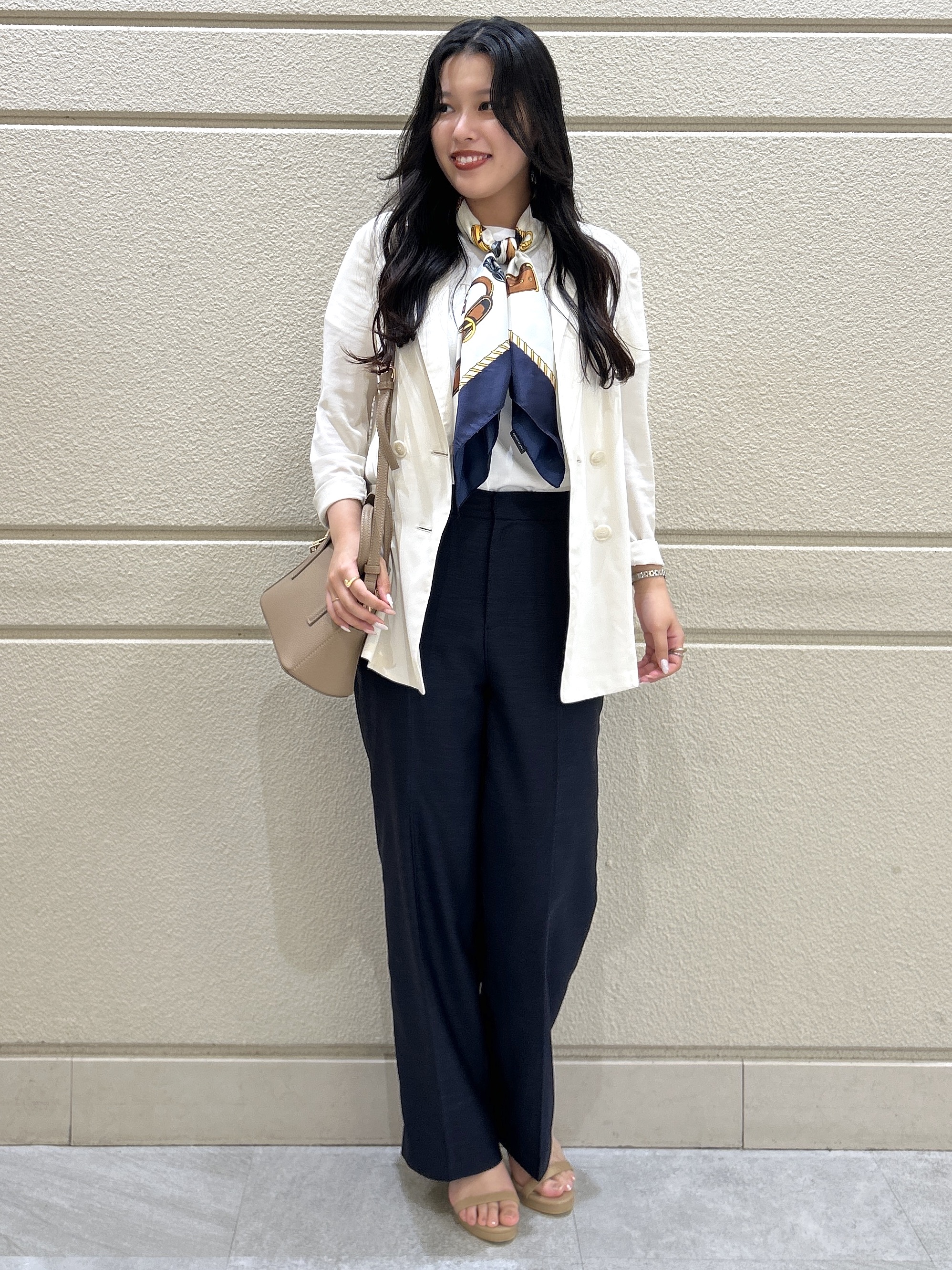 Momokaさんの「COUP DE CHANCE｜【手洗い可／日本製】シアーテーラード ジャケット」を使ったコーディネート