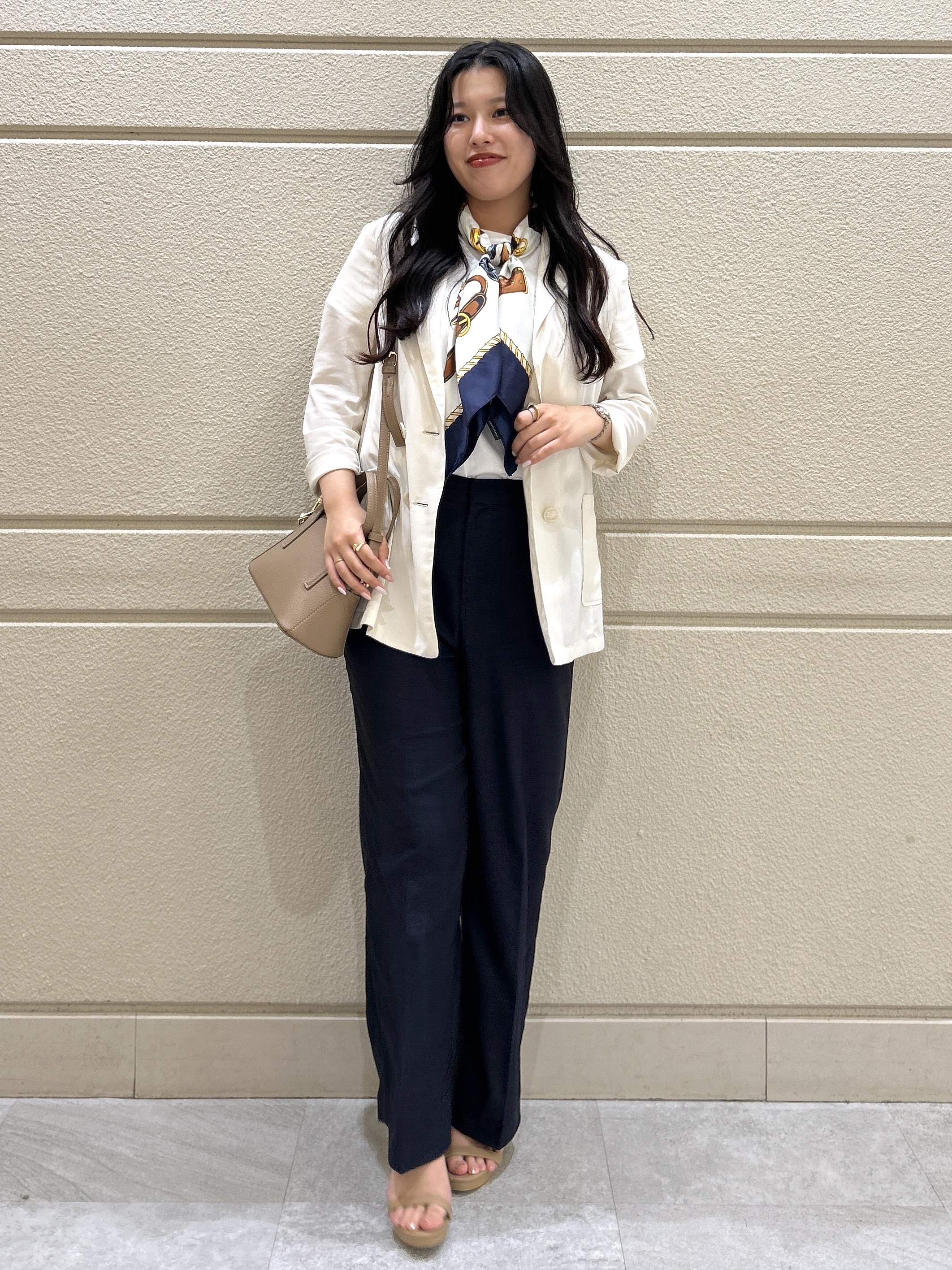 Momokaさんの「COUP DE CHANCE｜【手洗い可／日本製】シアーテーラード ジャケット」を使ったコーディネート