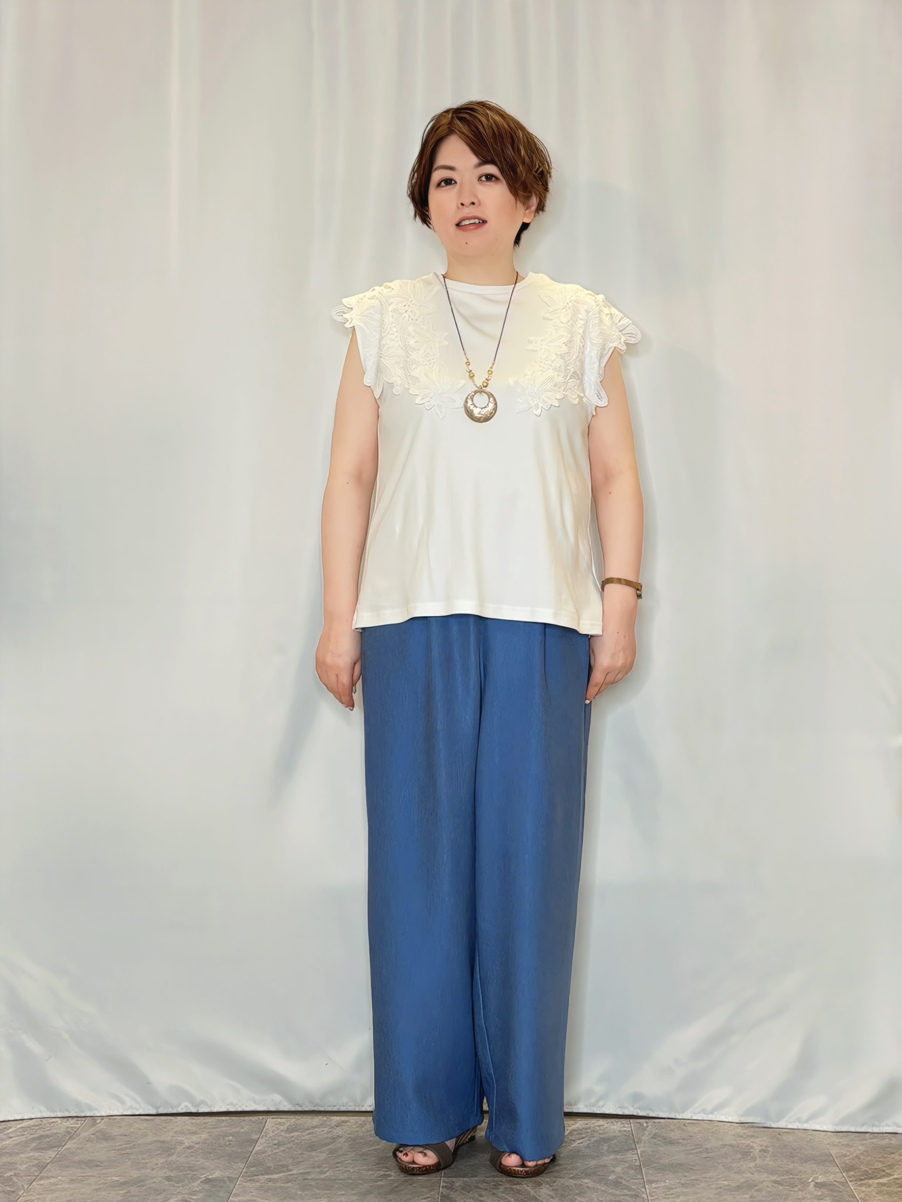 たみさんの「SHOO･LA･RUE｜【ひんやり/洗濯機可/S-LL】程よいVネックですっきり魅せる ジップアップ 7分袖シアーカーディガ」を使ったコーディネート