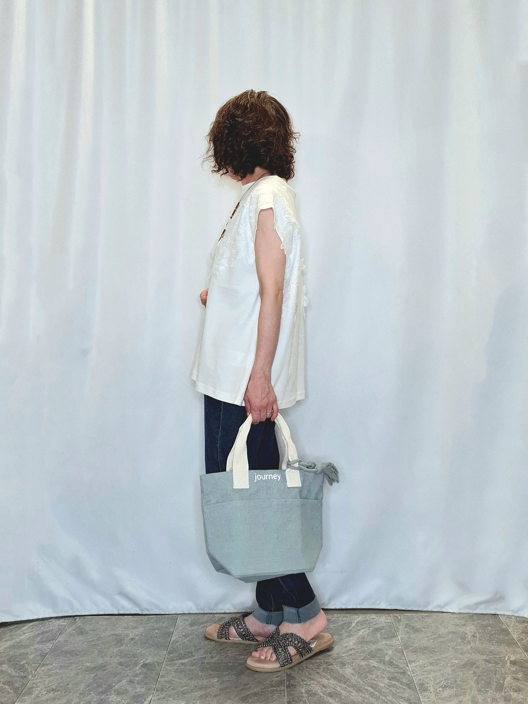 ぬーさんの「SHOO･LA･RUE｜【ひんやり/S-LL/洗濯機可】女性らしさ溢れるモチーフレース スムースTシャツ」を使ったコーディネート