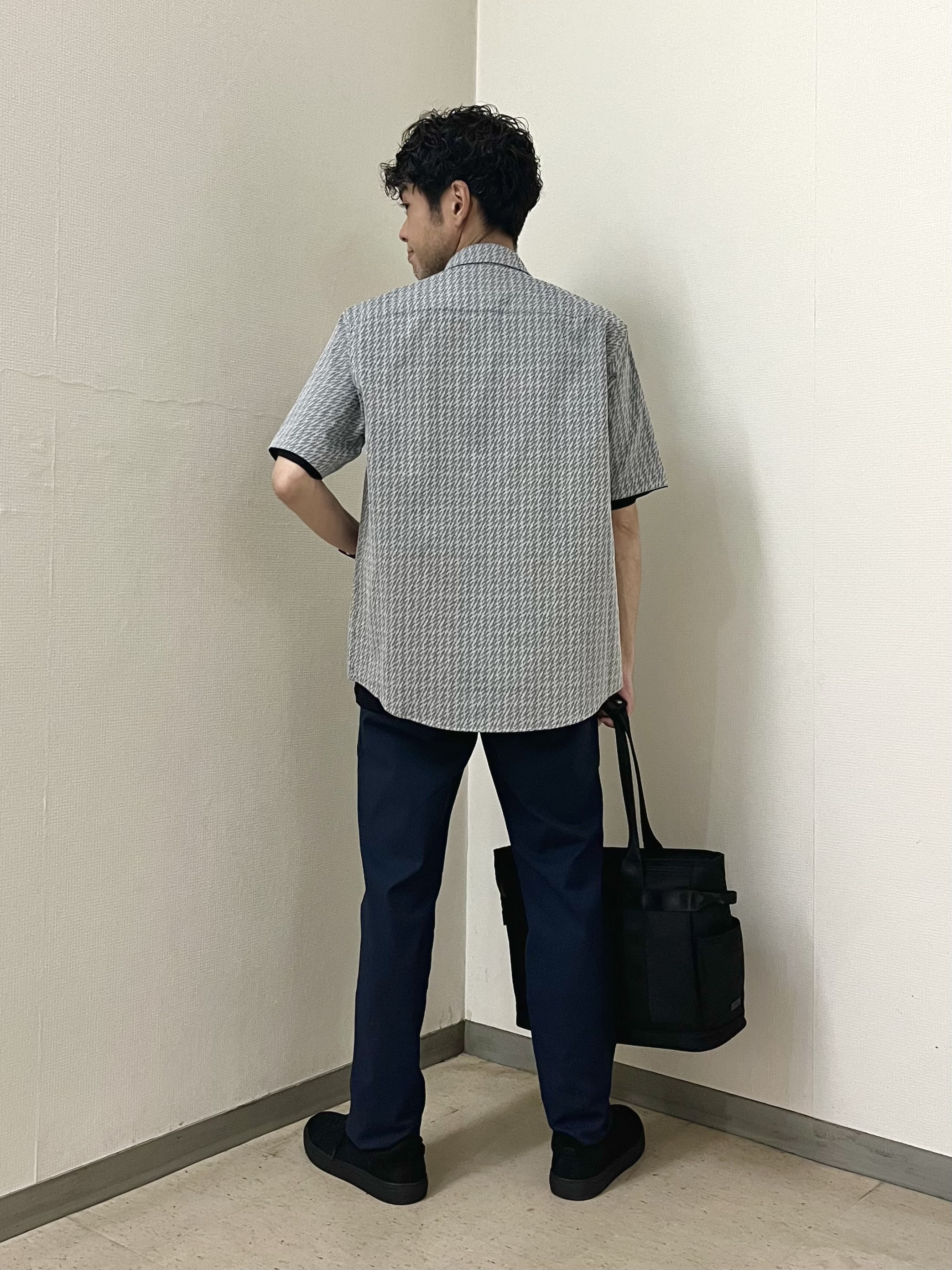 URAさんの「TAKEO KIKUCHI｜播州織り 千鳥 半袖シャツ」を使ったコーディネート
