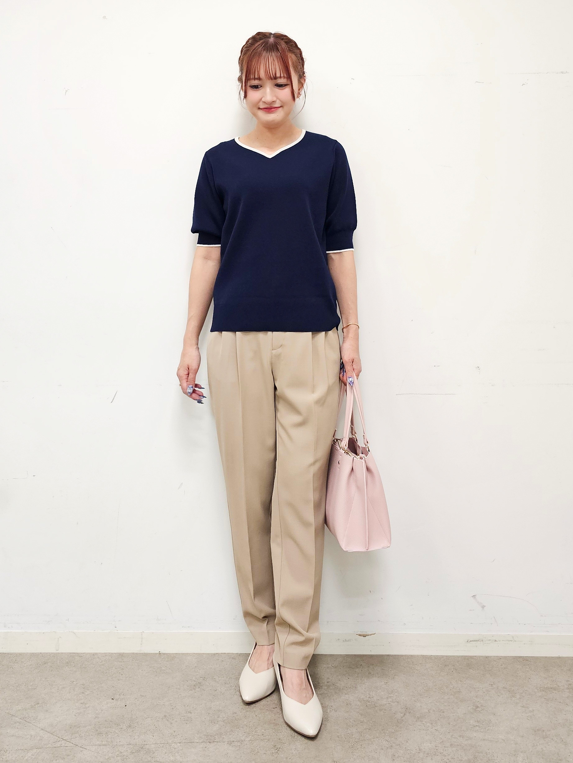 ゆゆさんの「SHOO･LA･RUE｜【洗濯機可/UV/5分袖】ハートネックでお顔周りすっきり バイカラーニット」を使ったコーディネート