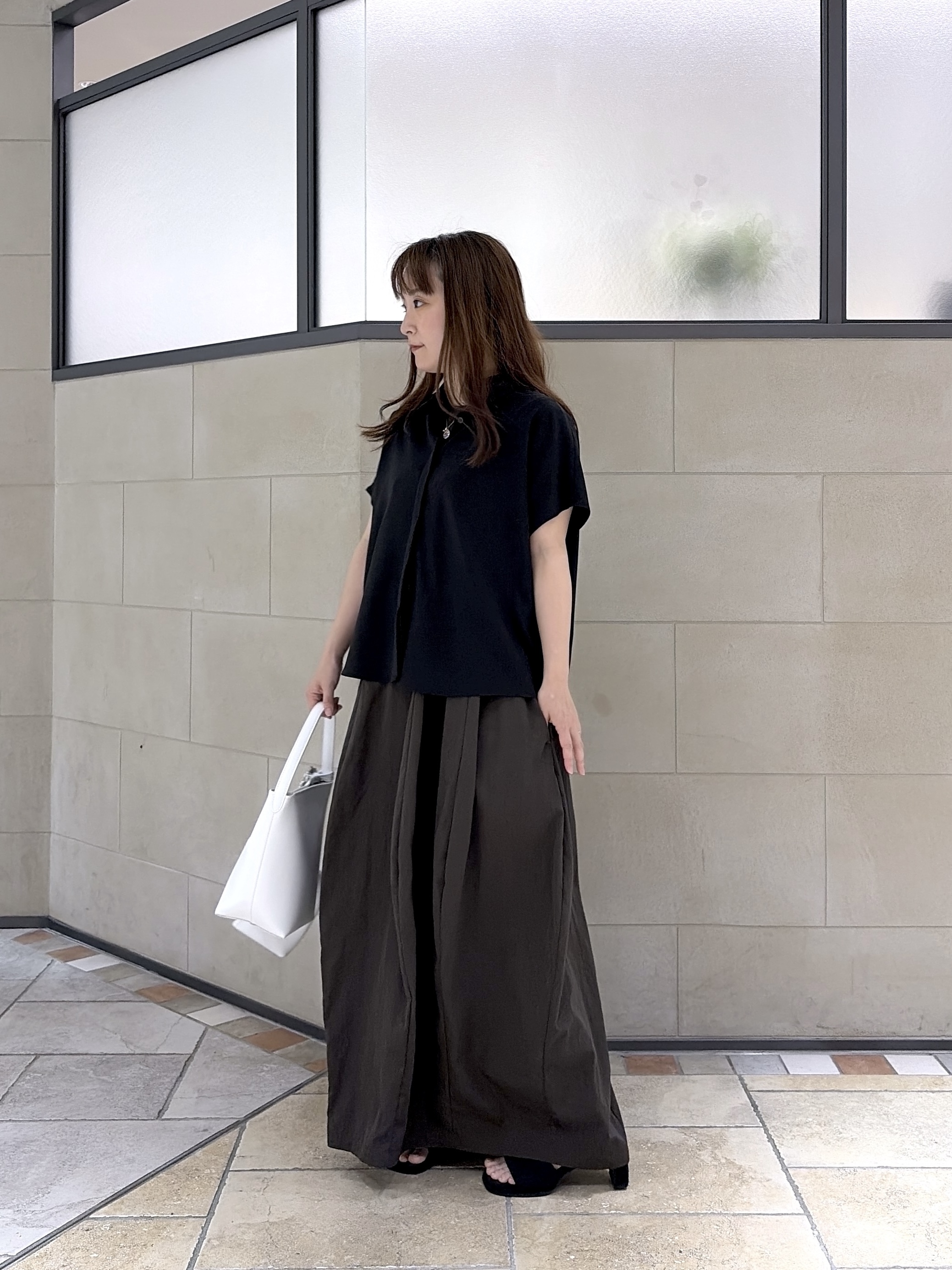 よねさんの「INDIVI｜Comfy SET UP｜フレアスリーブブラウス【セットアップ対応／通勤／カセット服／接触冷感／UV」を使ったコーディネート