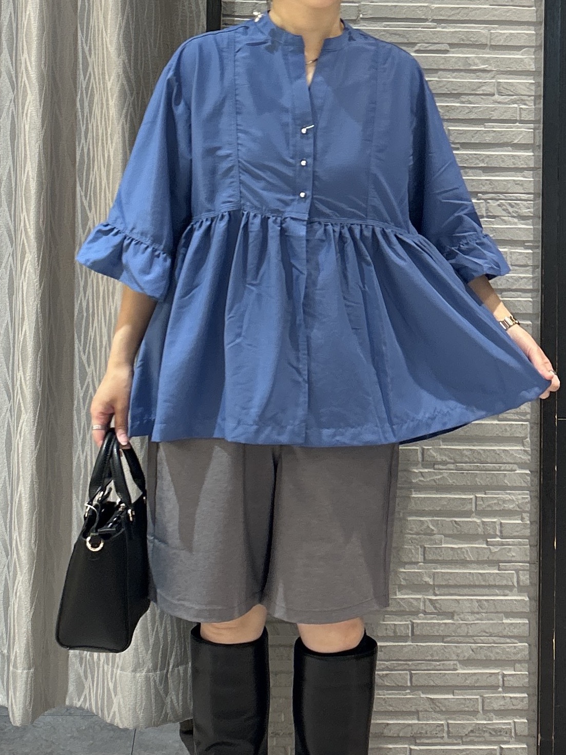 ga_riさんの「THE SHOP TK｜フリルチュニックブラウス【洗濯機OK】」を使ったコーディネート