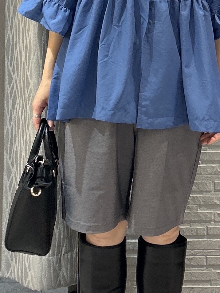 ga_riさんの「THE SHOP TK｜フリルチュニックブラウス【洗濯機OK】」を使ったコーディネート