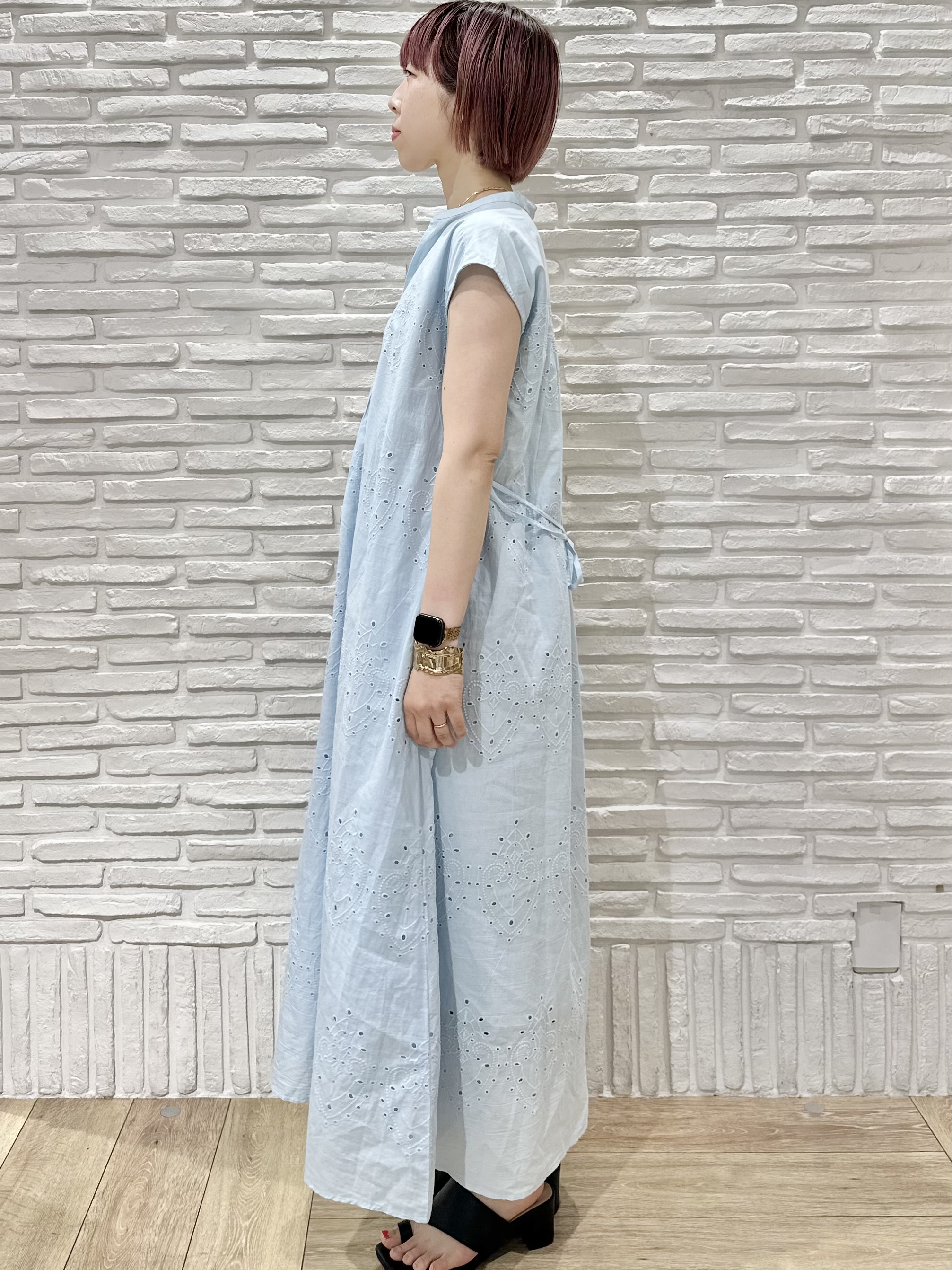 Hana...eさんの「index｜アイレットレース刺繍ワンピース【洗える】」を使ったコーディネート