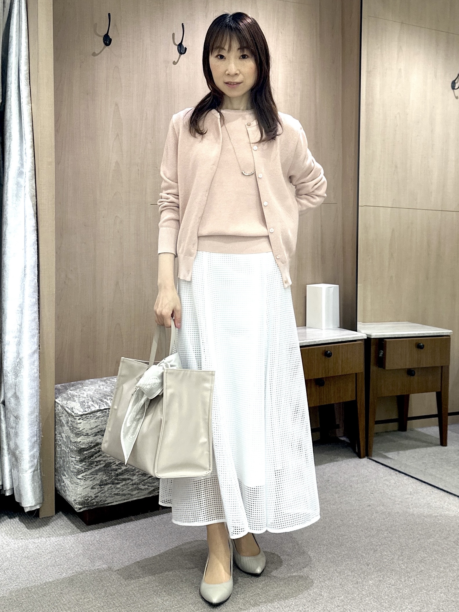 Miwaさんの「UNTITLED｜【アンサンブル可】ラメ混クルーネックカーディガン」を使ったコーディネート