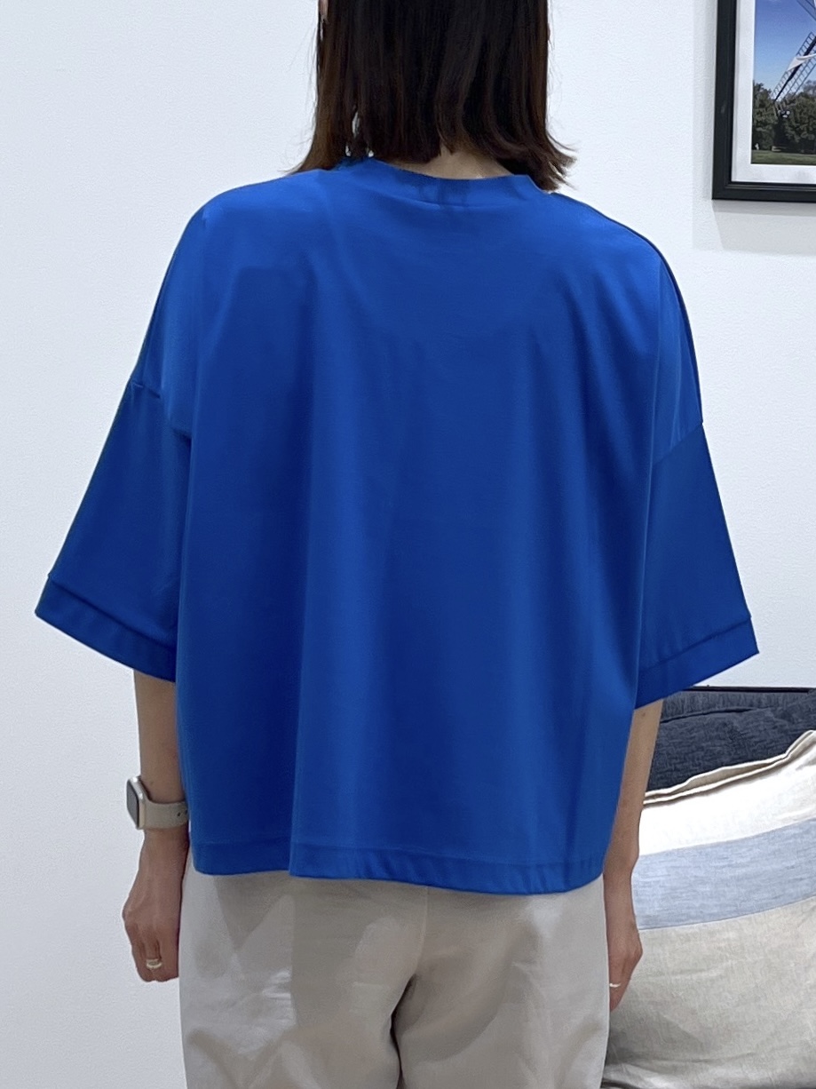 canaさんの「Dessin｜【新色追加/体型カバー】美光沢カットソーボクシーシルエット」を使ったコーディネート