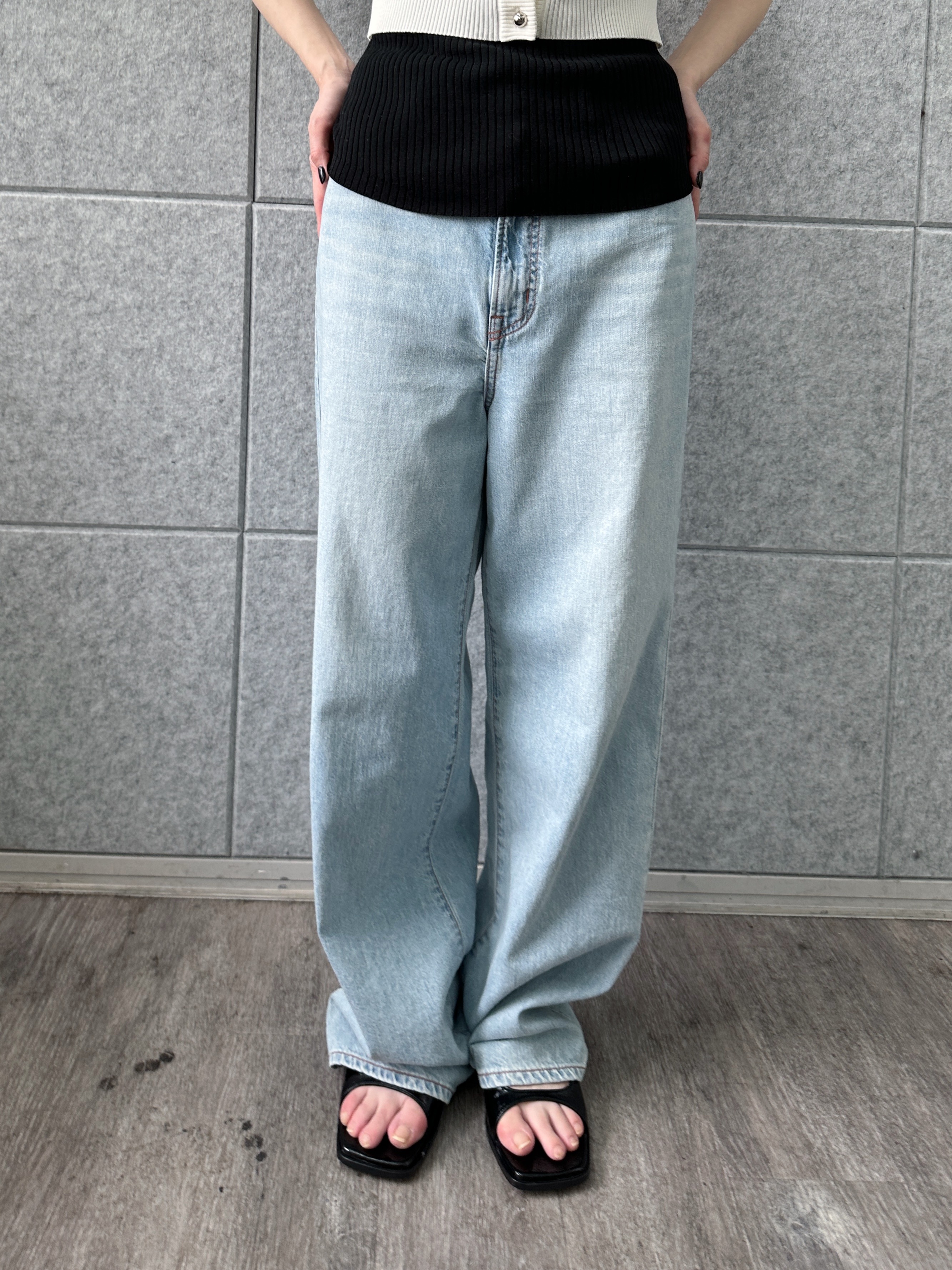Buyer sakkoさんの「CODE A｜design knit short cardigan」を使ったコーディネート