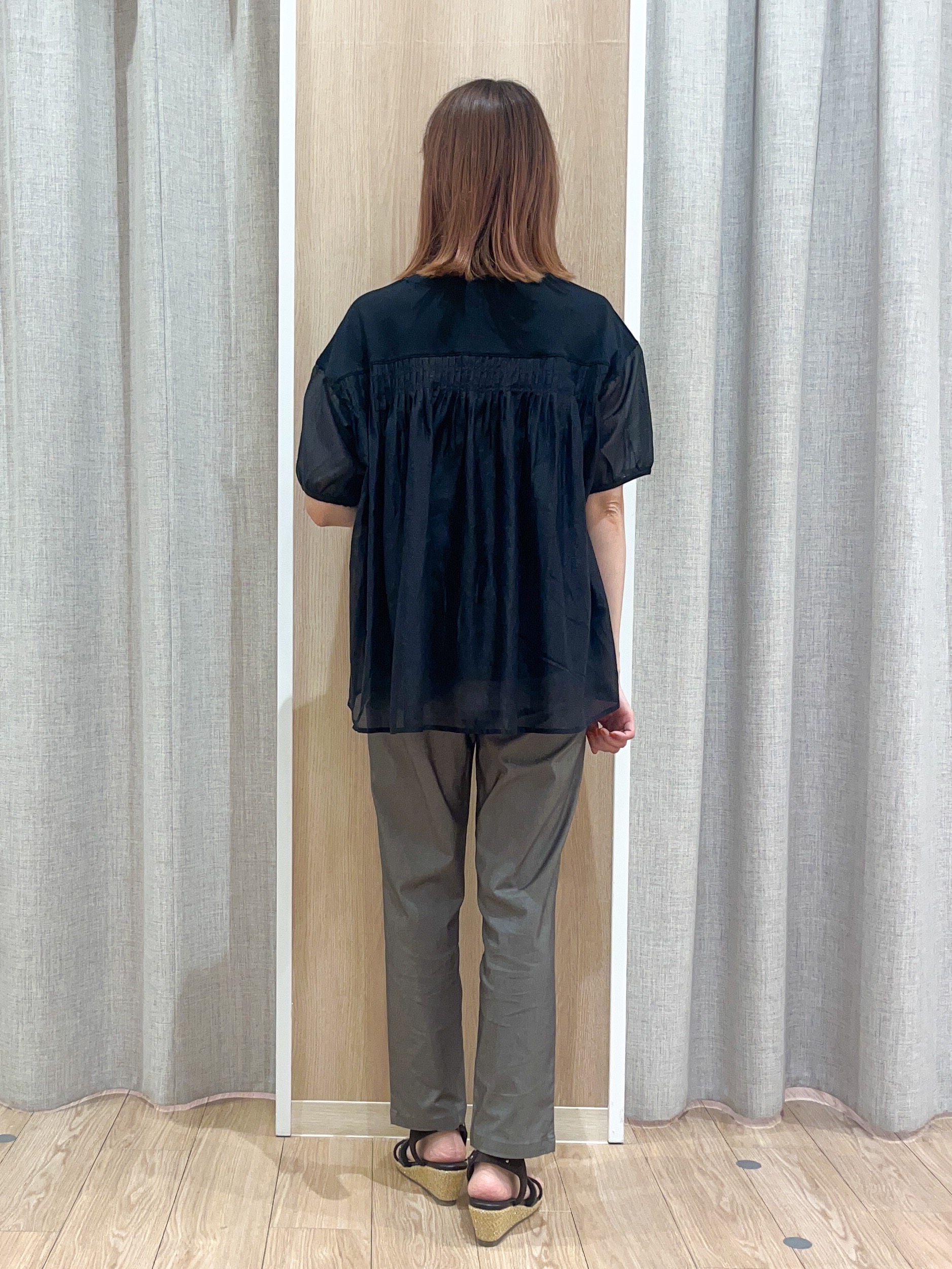 みーちゃんさんの「grove｜【貴島明日香さん着用/UVカット】体型カバー叶う、バックプリーツTシャツ」を使ったコーディネート