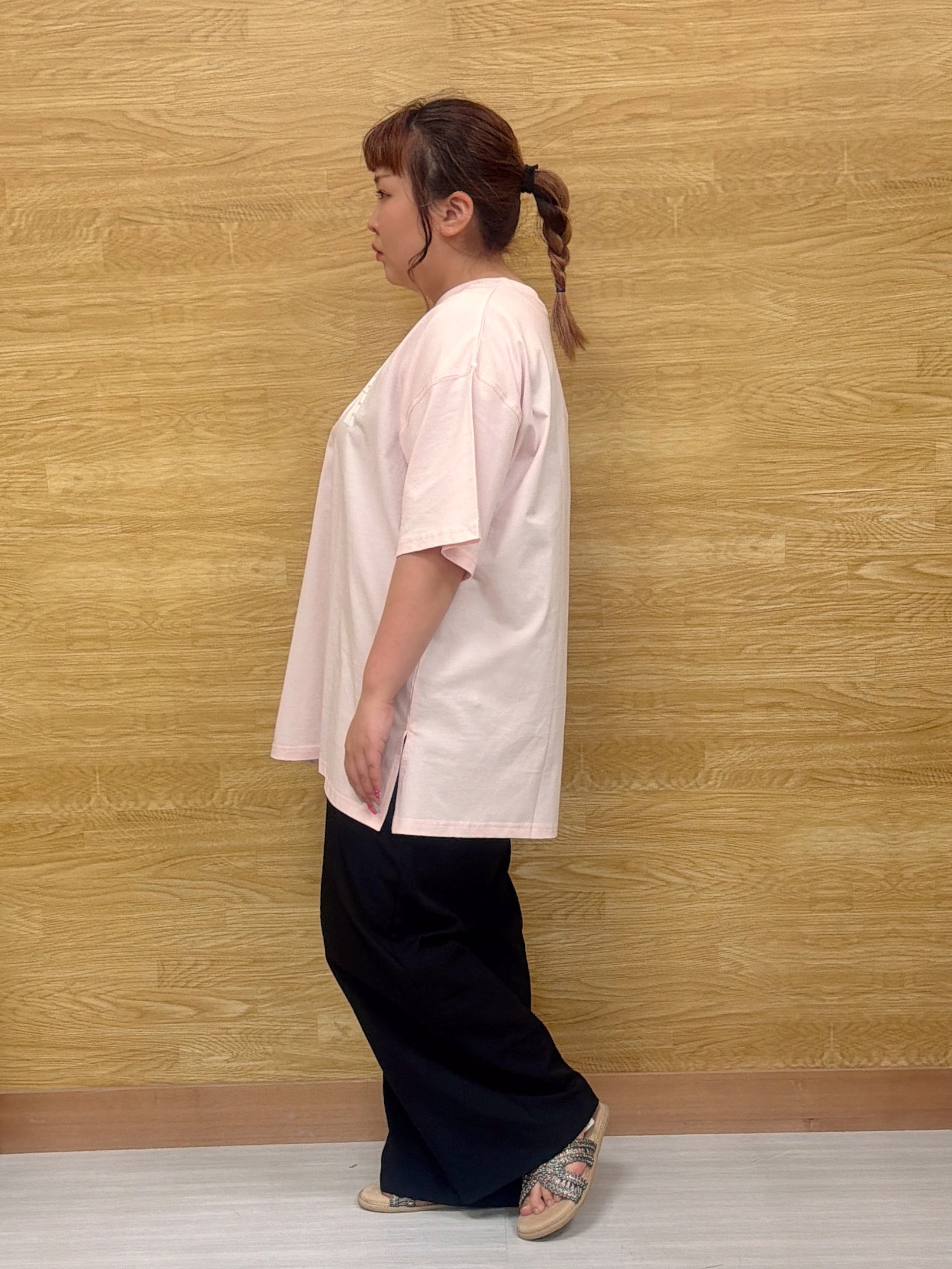 ぁむさんの「SHOO･LA･RUE｜【ひんやり】ゆるっと体型カバー BIGアソートTシャツ」を使ったコーディネート