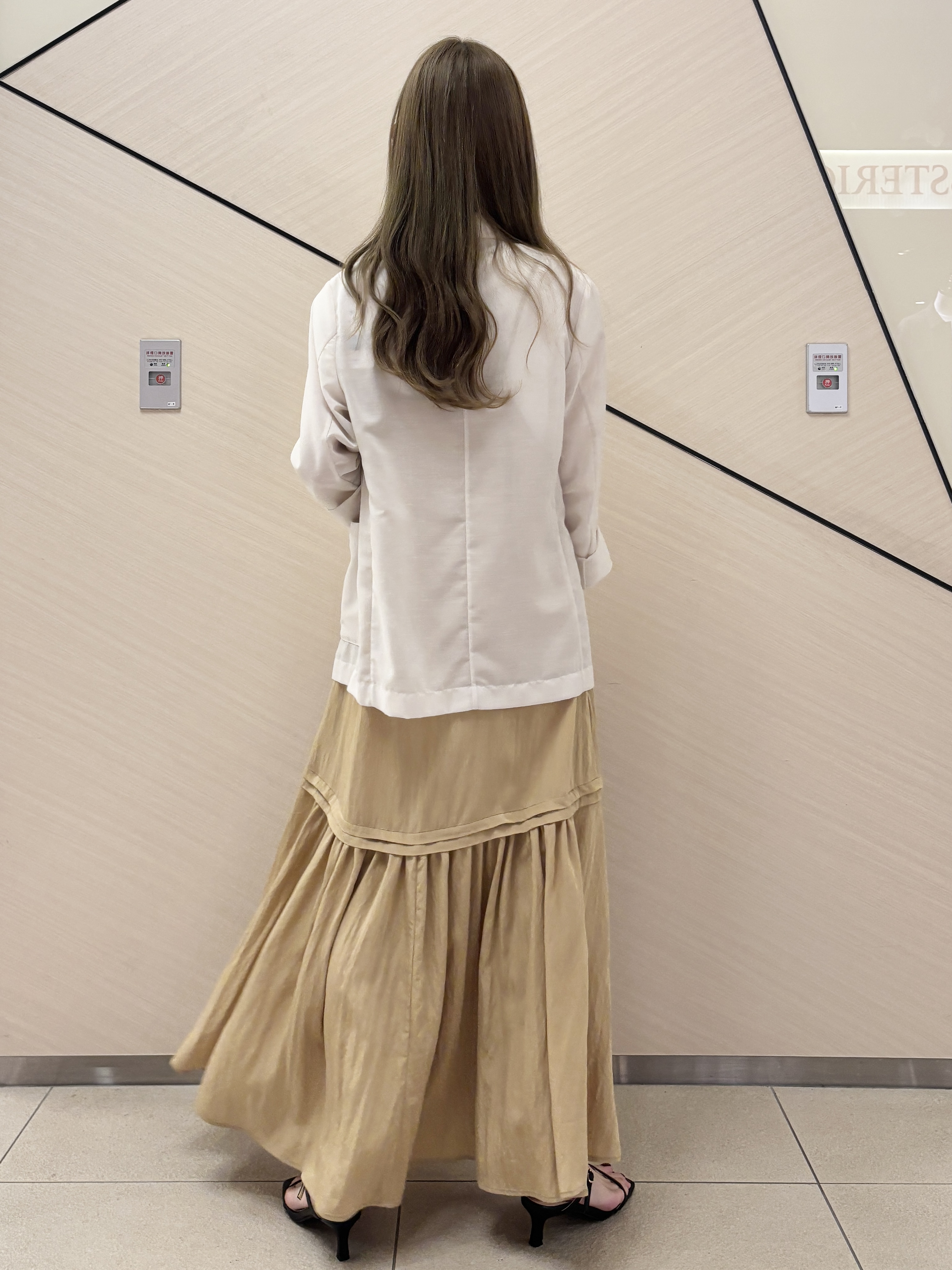 清水夏姫さんの「DRESSTERIOR｜【otonaMUSE5月号掲載】スキニーベルトサンダル」を使ったコーディネート
