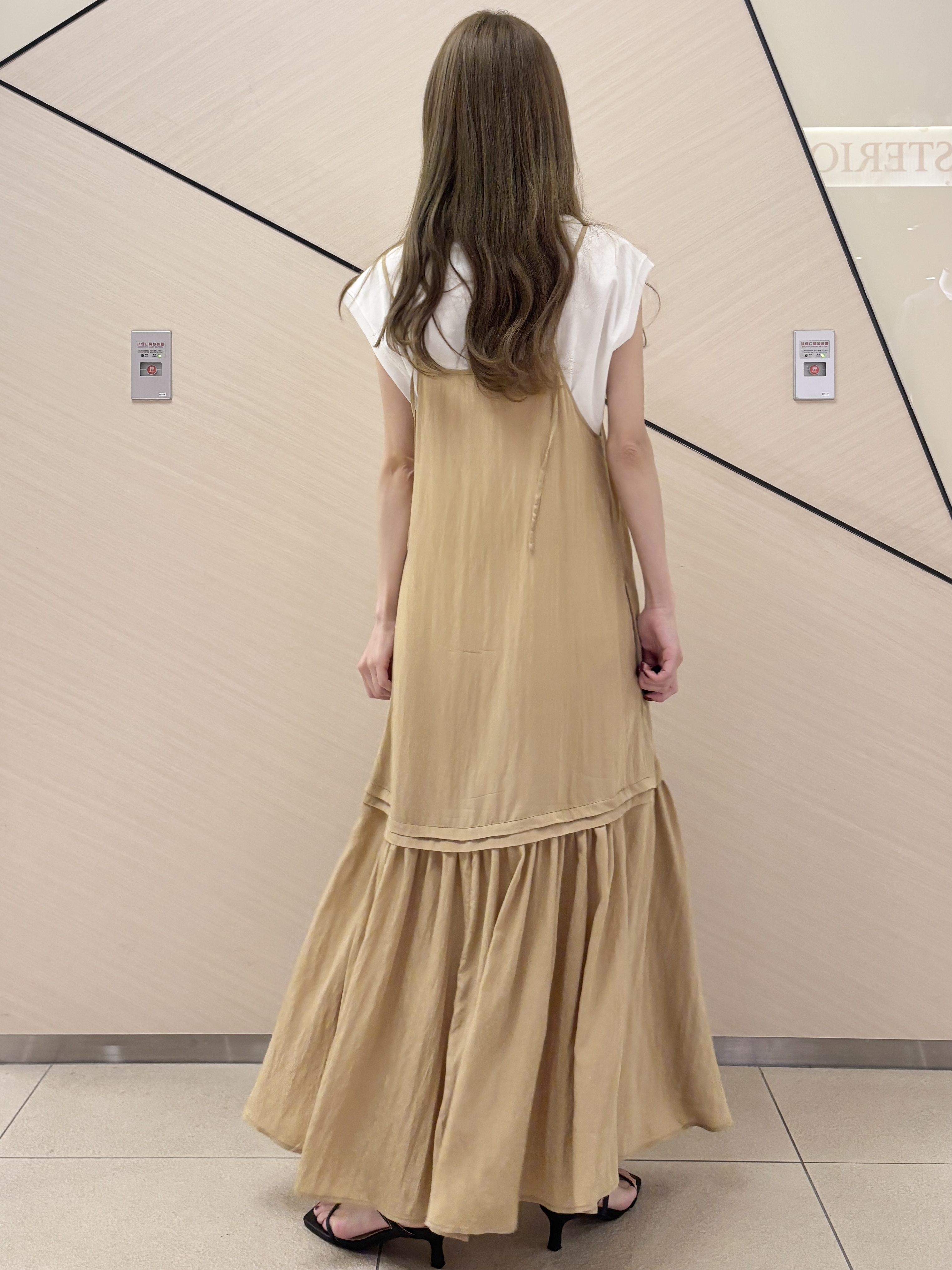 清水夏姫さんの「DRESSTERIOR｜【otonaMUSE5月号掲載】スキニーベルトサンダル」を使ったコーディネート
