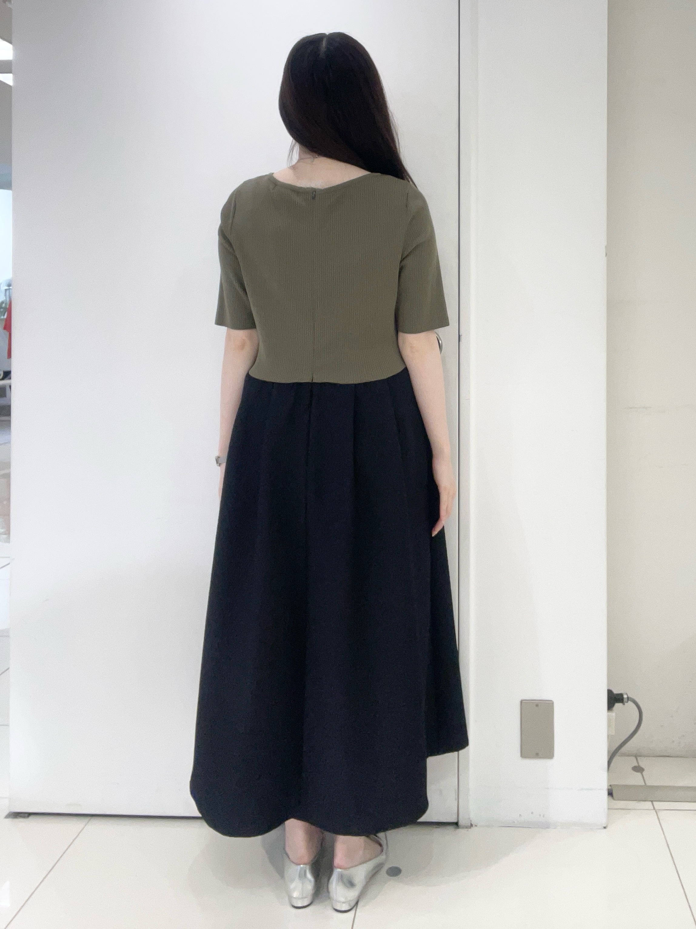 moeさんの「UNTITLED｜【一枚でサマ見え】ニットドッキングジャガードワンピース」を使ったコーディネート