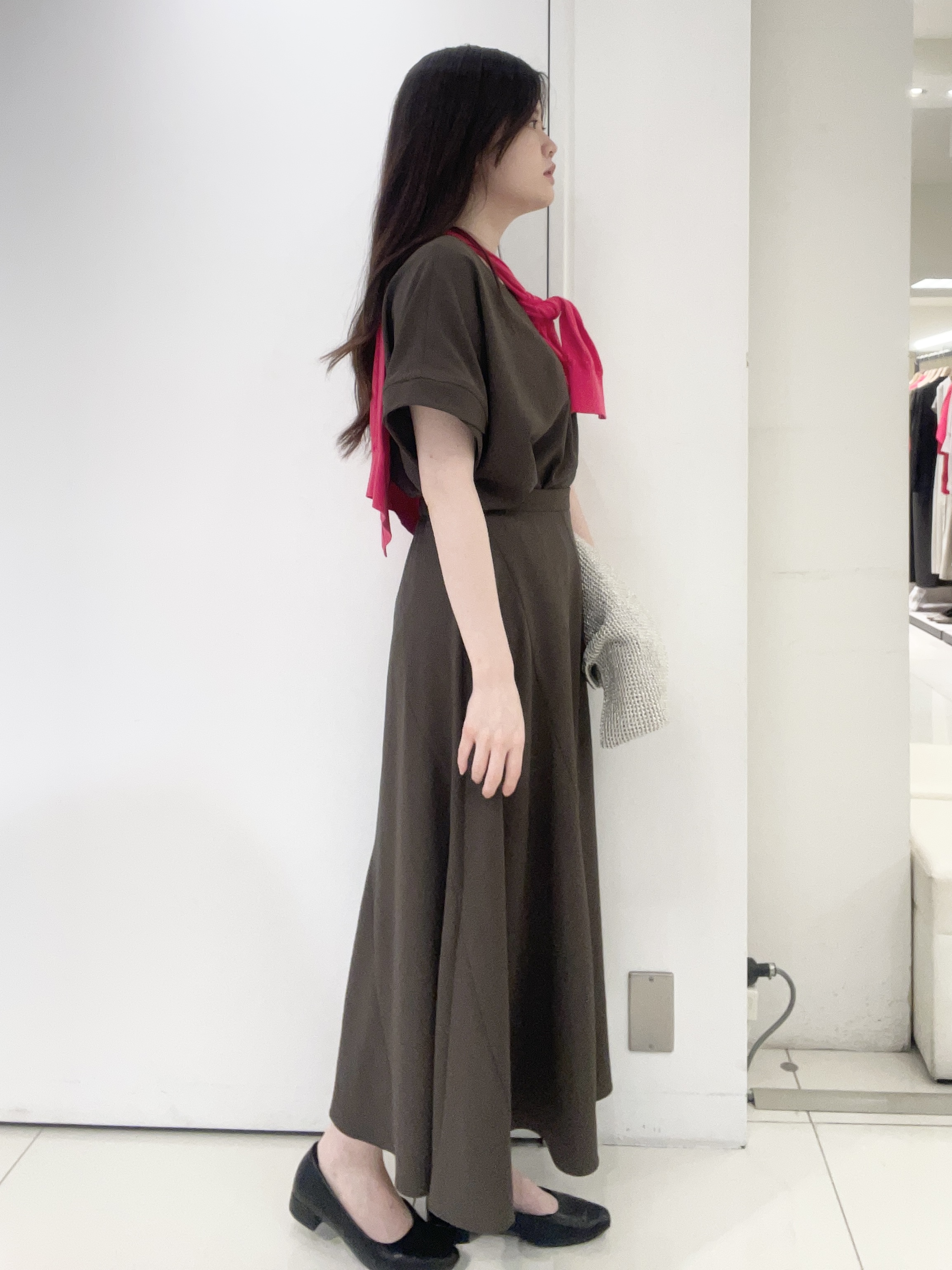 moeさんの「UNTITLED｜【9色展開/アンサンブル可】コットンクルーネックカーディガン」を使ったコーディネート