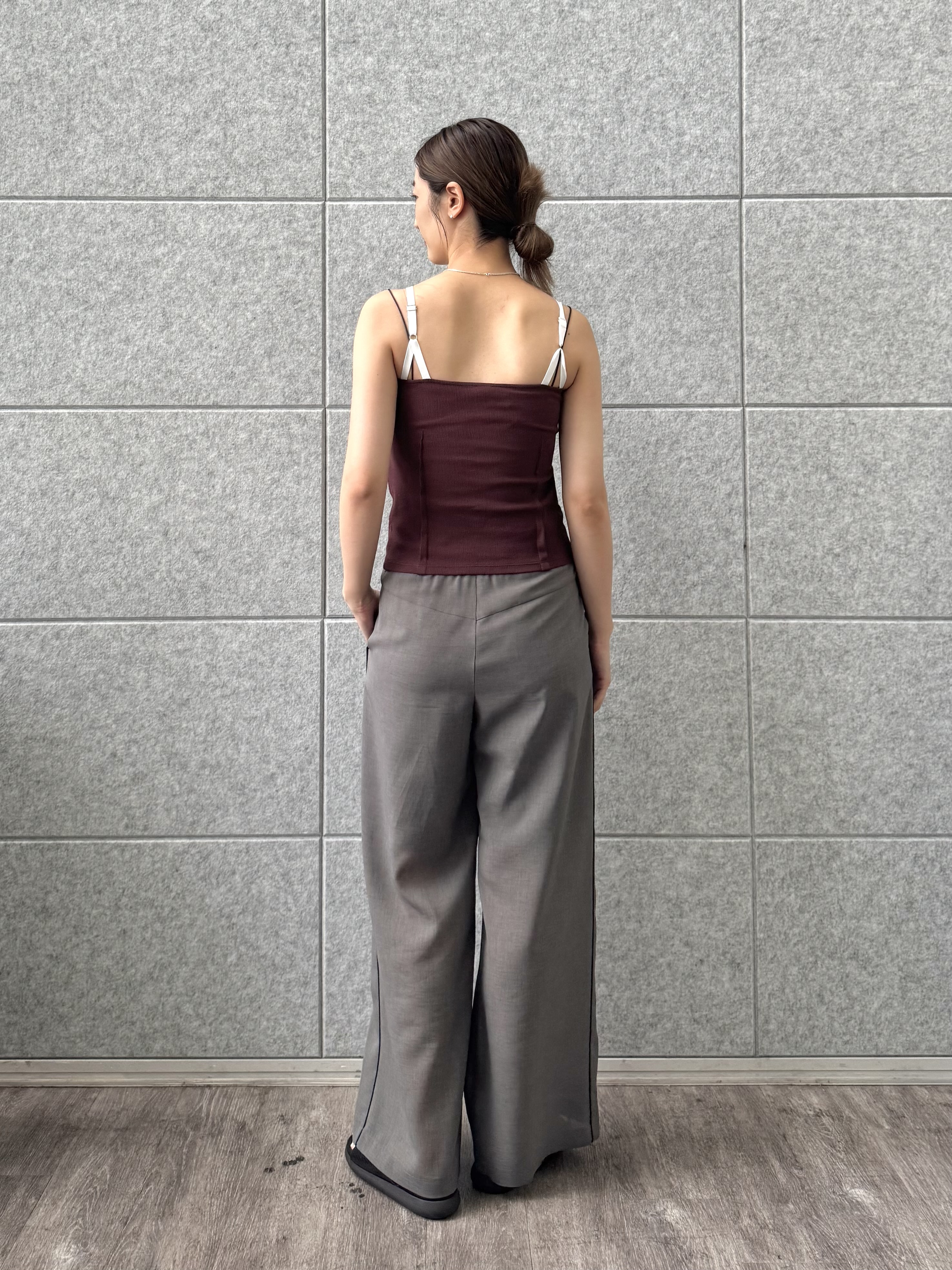 uchi__yamaさんの「CODE A｜edge line camisole」を使ったコーディネート