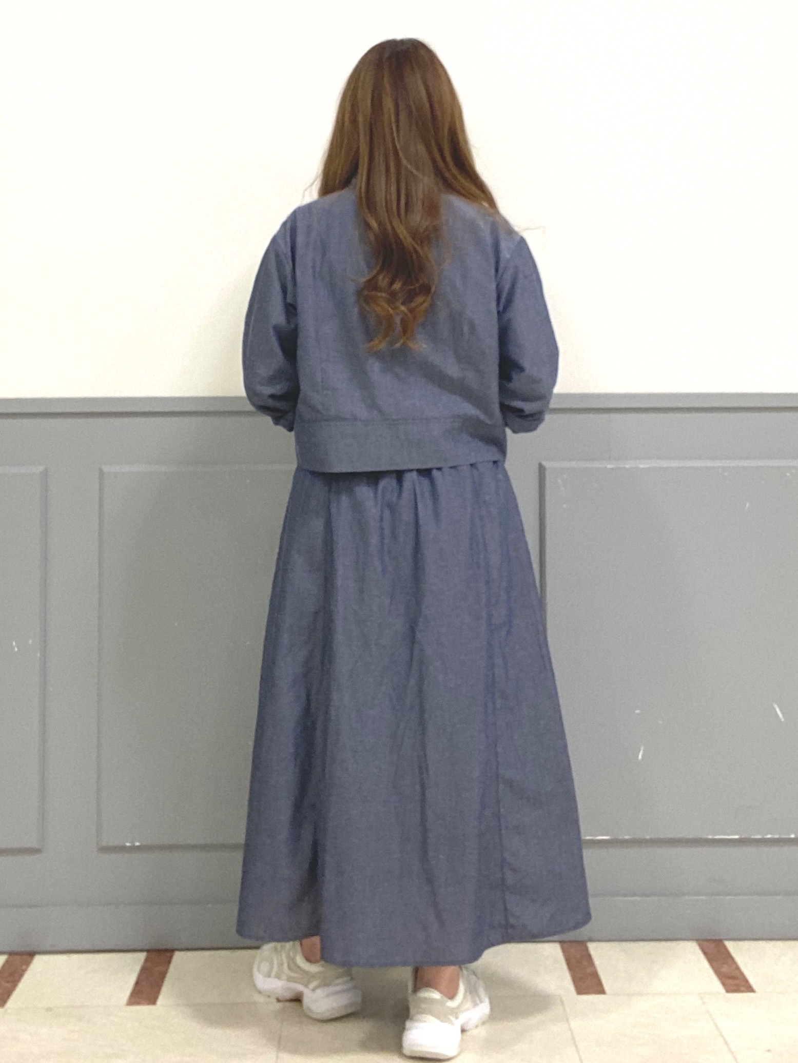 Sachieさんの「grove｜【貴島明日香さん着用／イージーケア／接触冷感】麻混クロップドシャツ」を使ったコーディネート