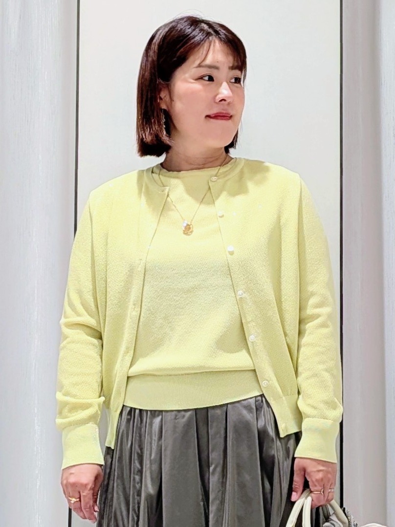 Onumaさんの「UNTITLED｜【アンサンブル可】ラメ混クルーネックカーディガン」を使ったコーディネート