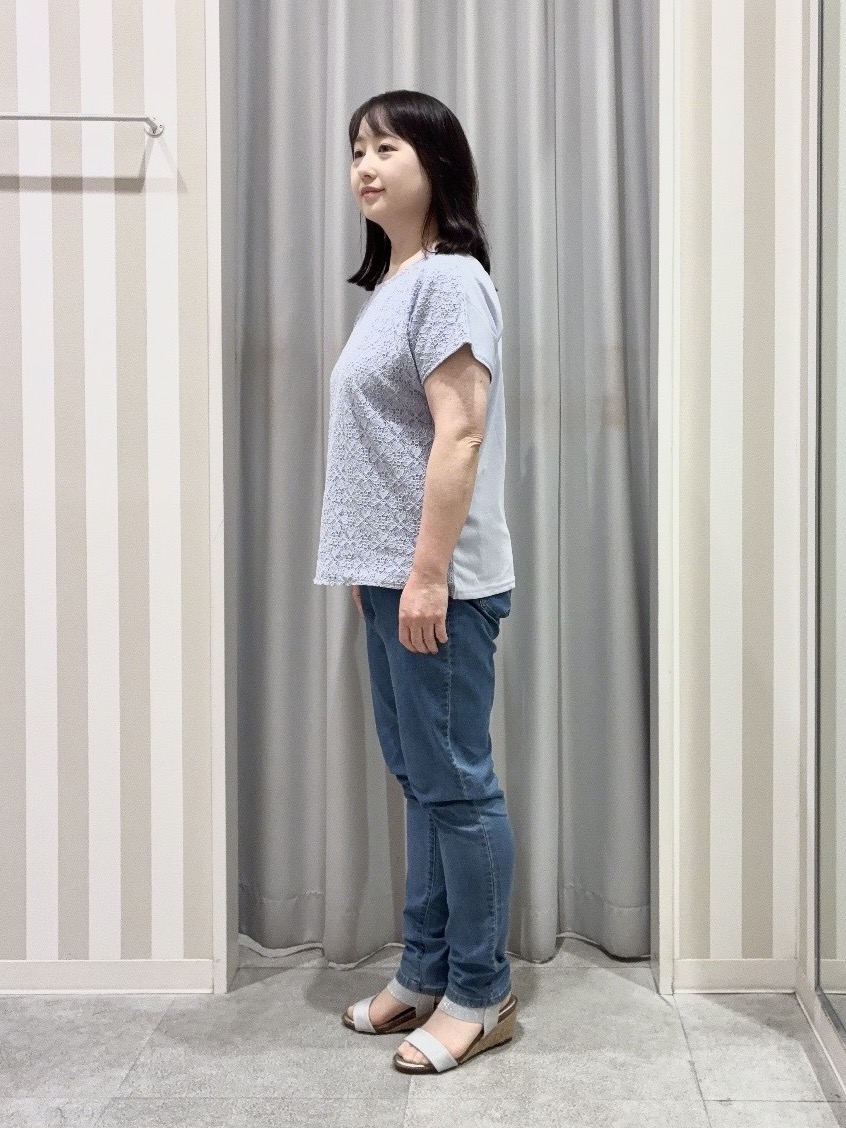 vanseさんの「SHOO･LA･RUE｜【ひんやり/UV/S-LL】1枚で華やか 前後切り替えレースTシャツ」を使ったコーディネート