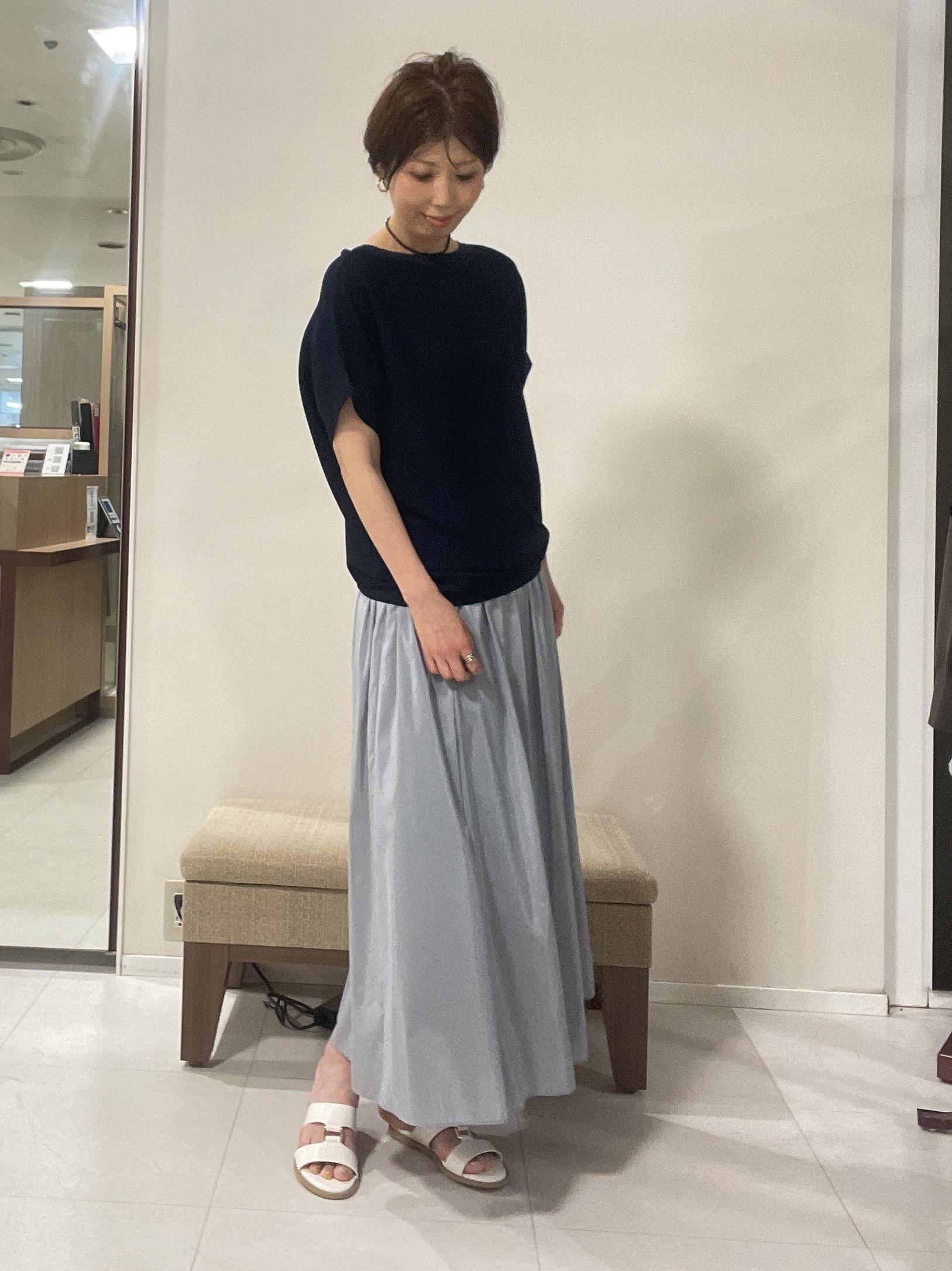 IWAMOさんの「UNTITLED｜【11色展開/体型カバー】前後2WAYフレンチスリーブニット」を使ったコーディネート