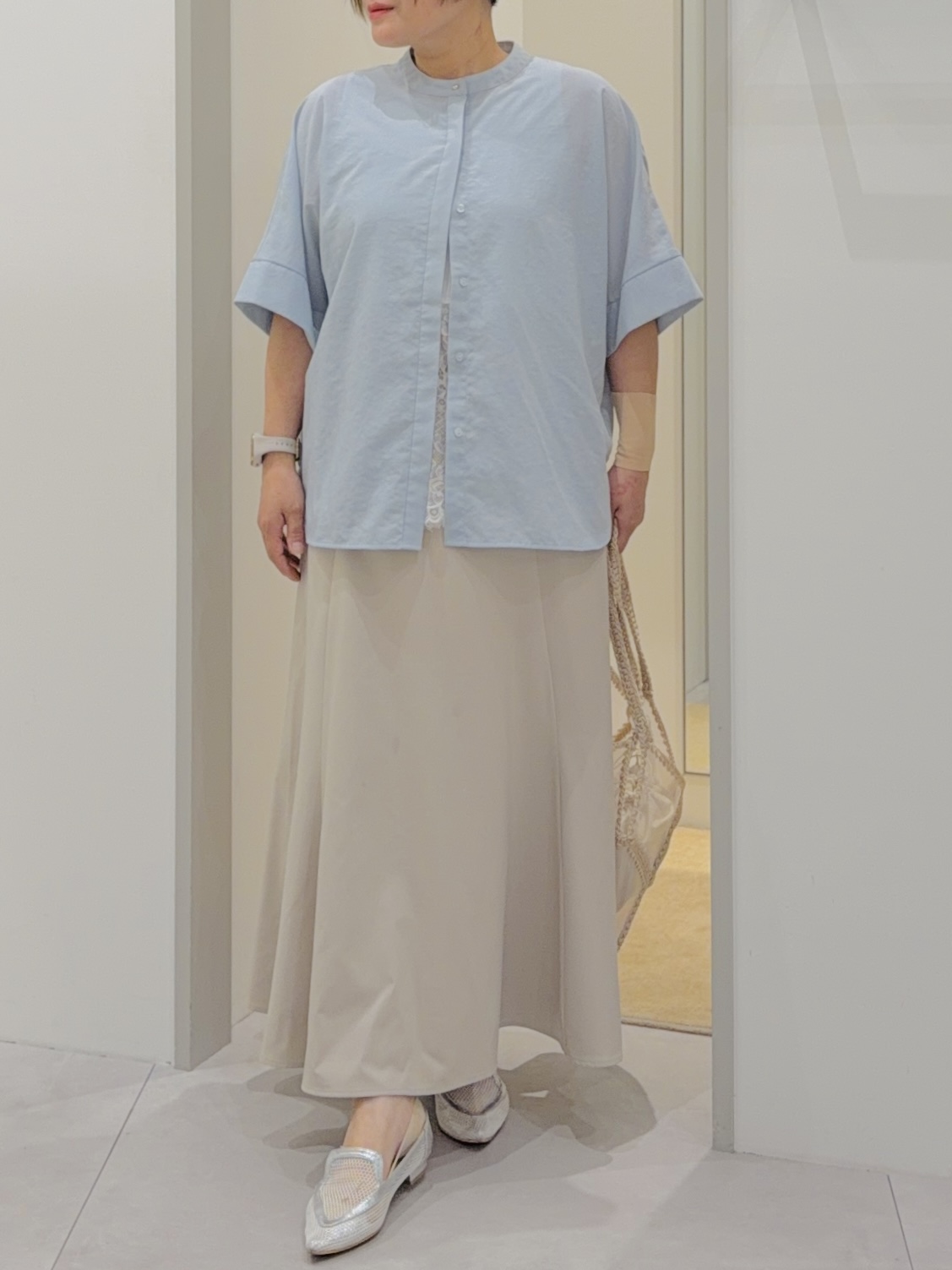 タナさんの「THE SHOP TK｜【高レビュー/体型カバー】さらっと快適 ドルマン5分袖ブラウス」を使ったコーディネート