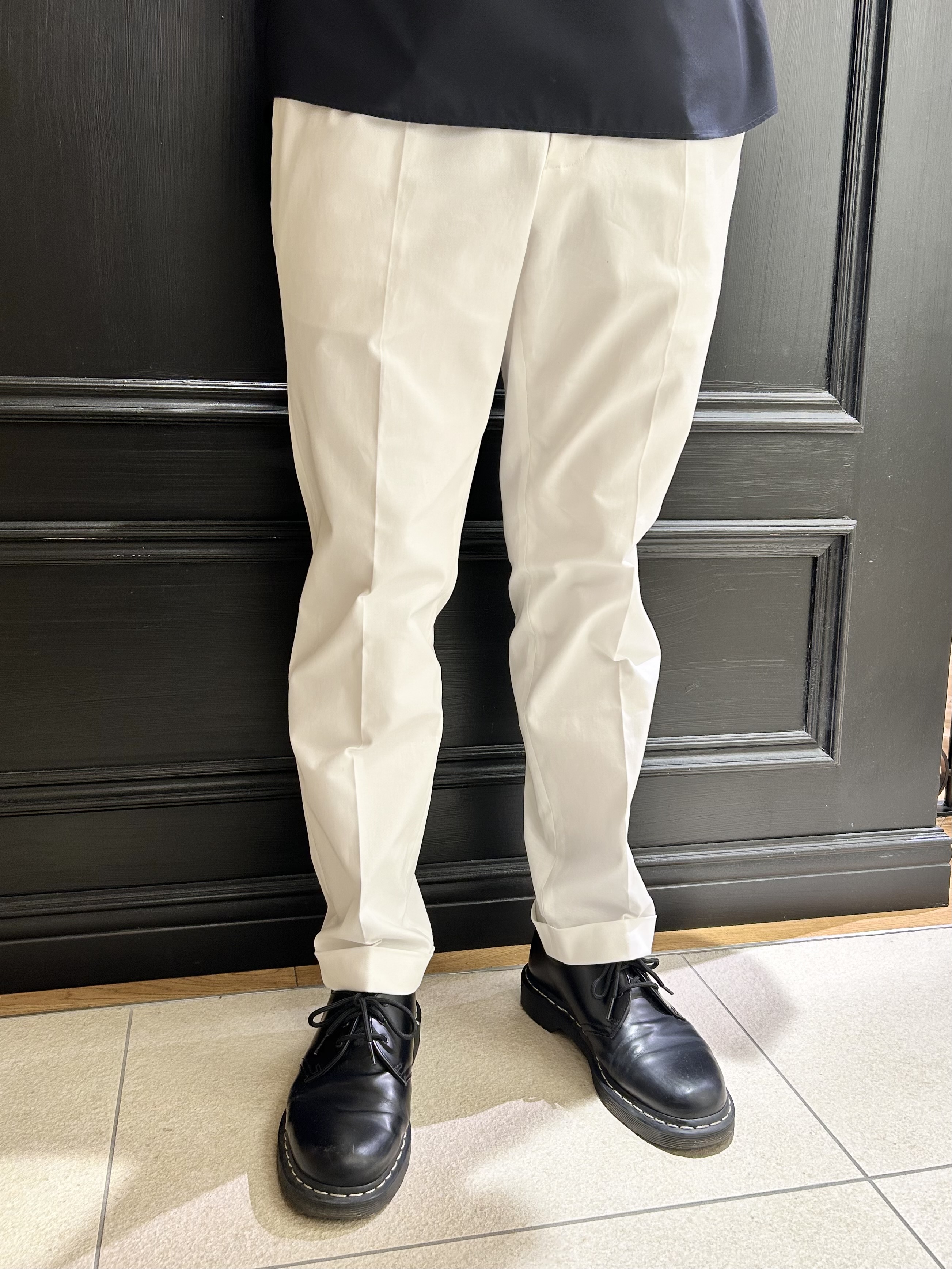 千葉亮太さんの「DRESSTERIOR｜イージーケア プルオーバーシャツ」を使ったコーディネート