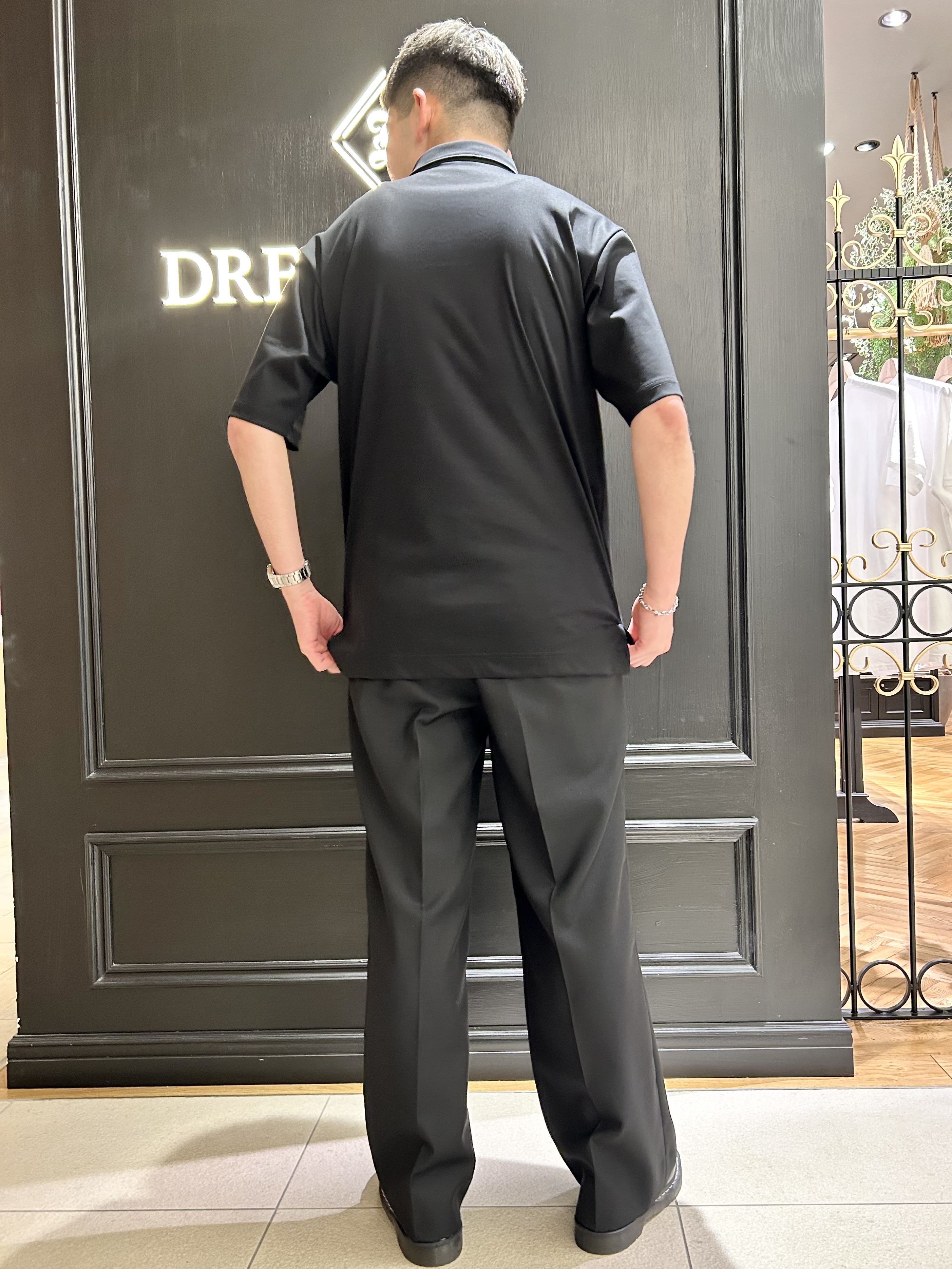 千葉亮太さんの「DRESSTERIOR｜【接触冷感/抗菌防臭/消臭/Safari5月号掲載】ICE CLEAR COTTON オーバーフィッ」を使ったコーディネート