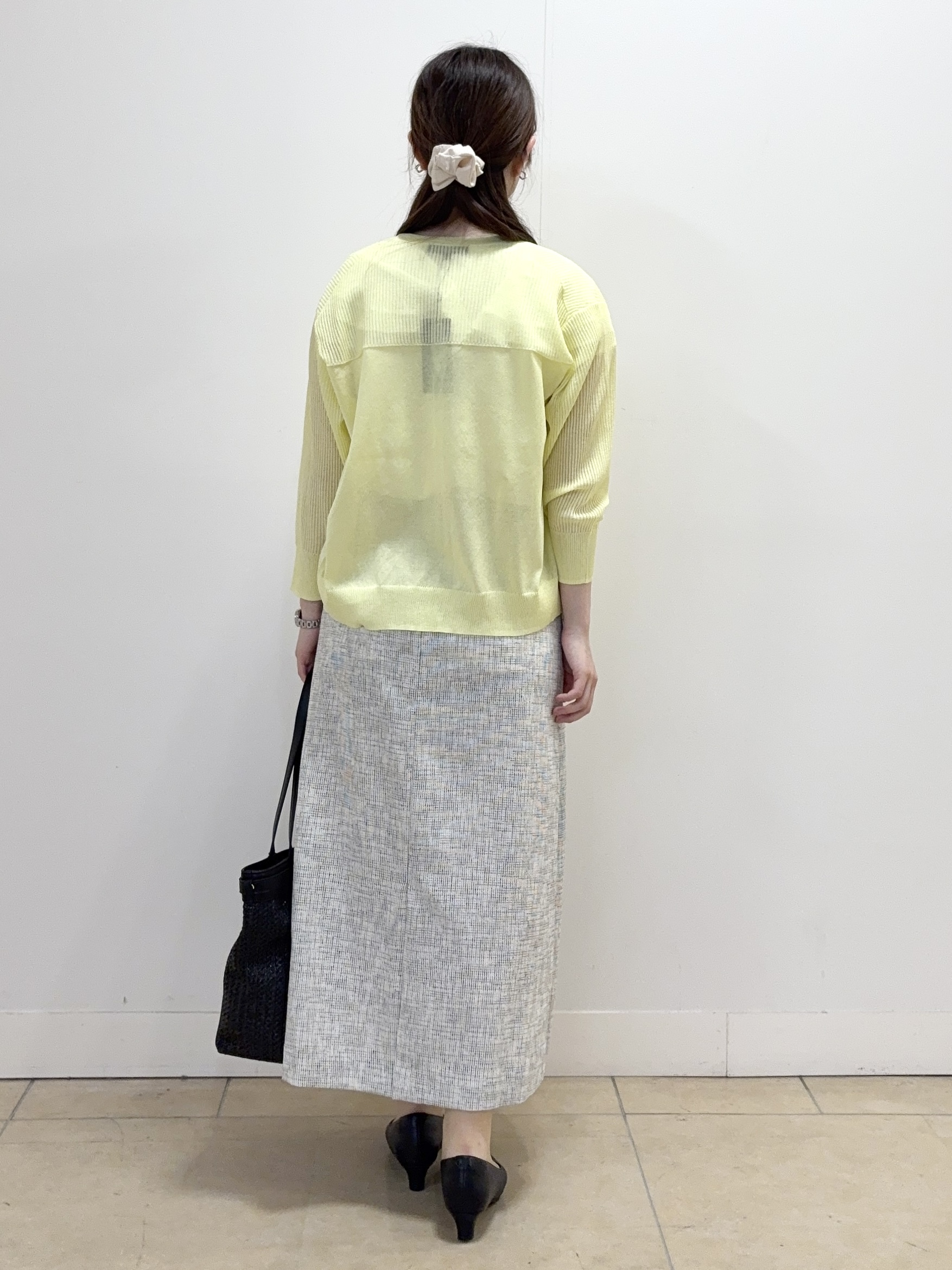 mikiさんの「Reflect｜Vネックニットカーディガン」を使ったコーディネート