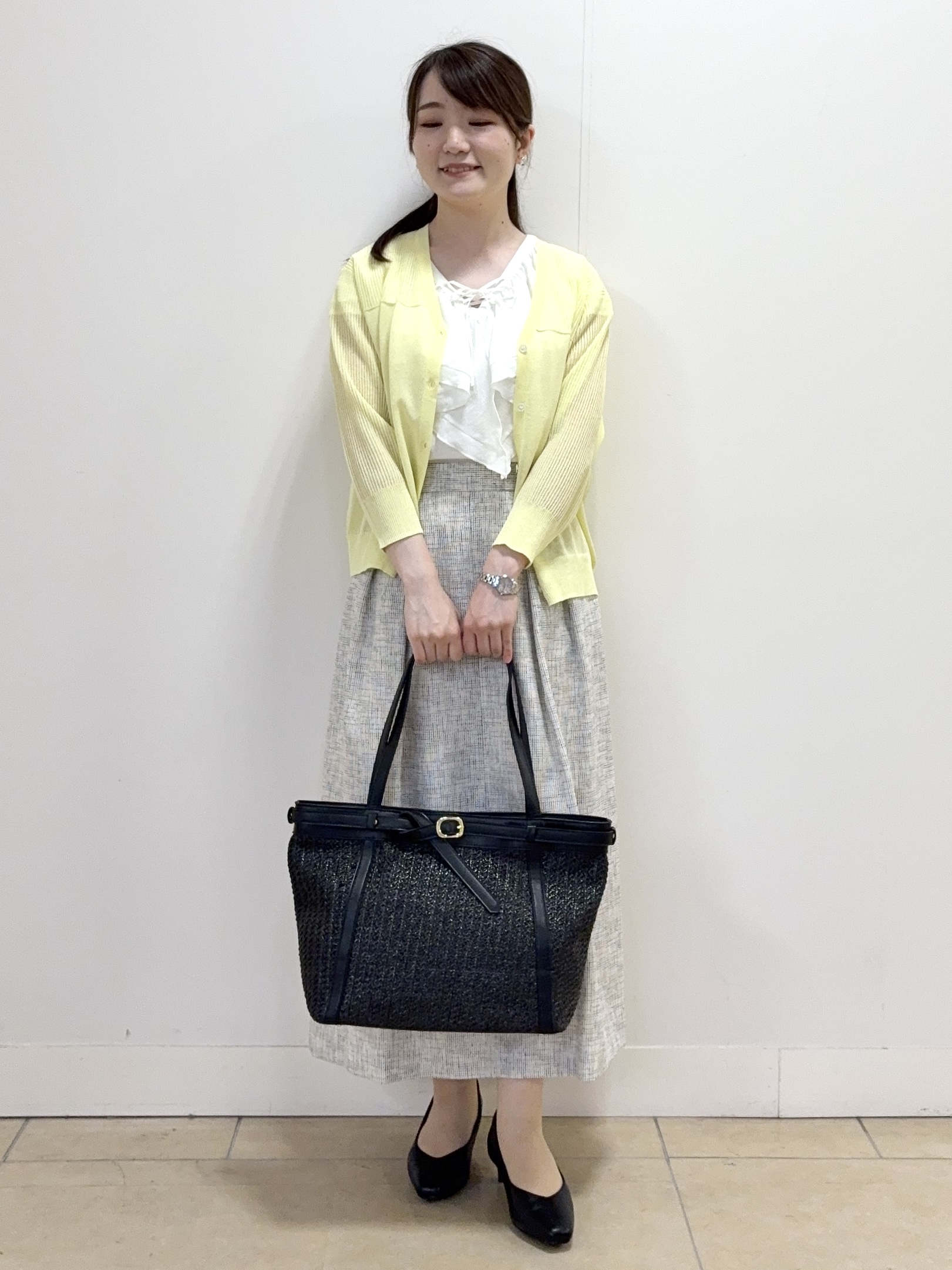 mikiさんの「Reflect｜Vネックニットカーディガン」を使ったコーディネート