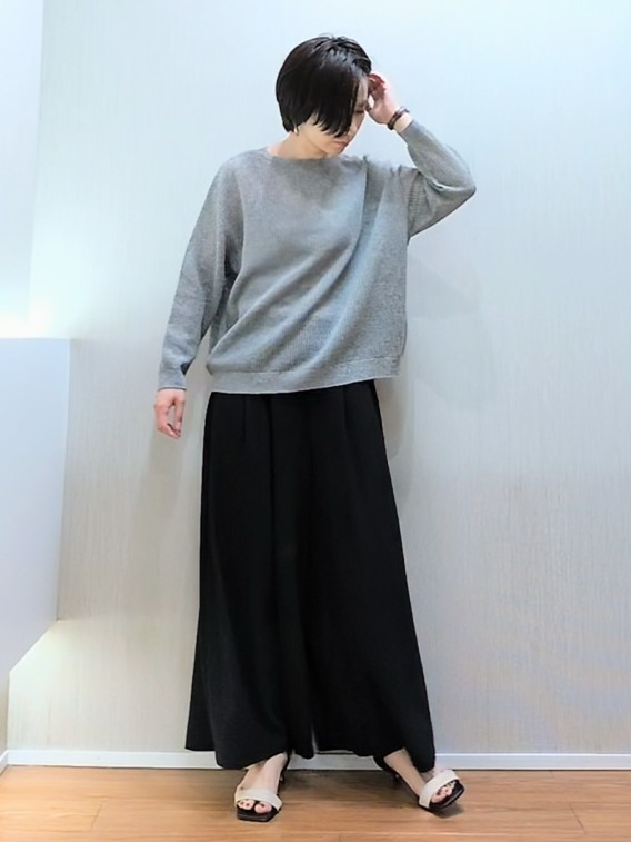 ミズタさんの「UNTITLED｜シアーメッシュニット」を使ったコーディネート
