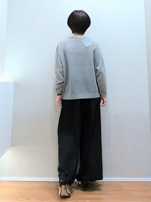ミズタさんの「UNTITLED｜シアーメッシュニット」を使ったコーディネート