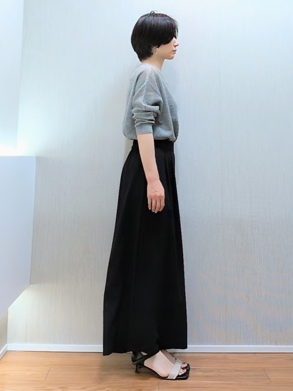 ミズタさんの「UNTITLED｜シアーメッシュニット」を使ったコーディネート
