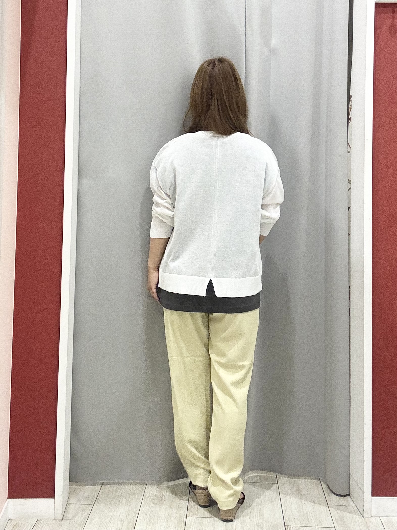 shioさんの「SHOO･LA･RUE｜【ひんやり/洗濯機可/S-LL】オンにもオフにも マルチに使えるボタンレスカーディガン」を使ったコーディネート
