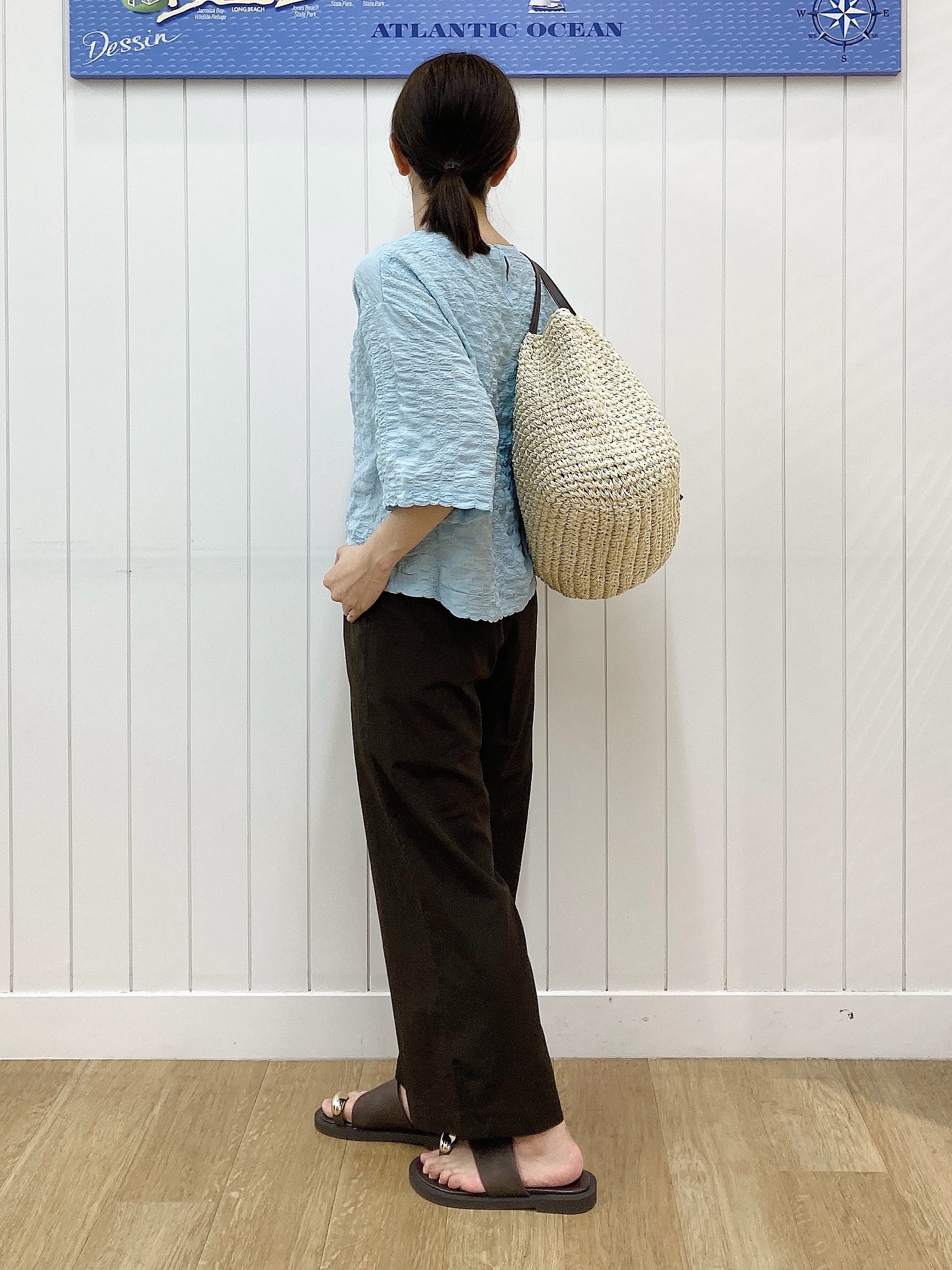yoshiさんの「Dessin｜【マシンウォッシャブル】エアリーシアー 5分袖プルオーバーシャツ」を使ったコーディネート