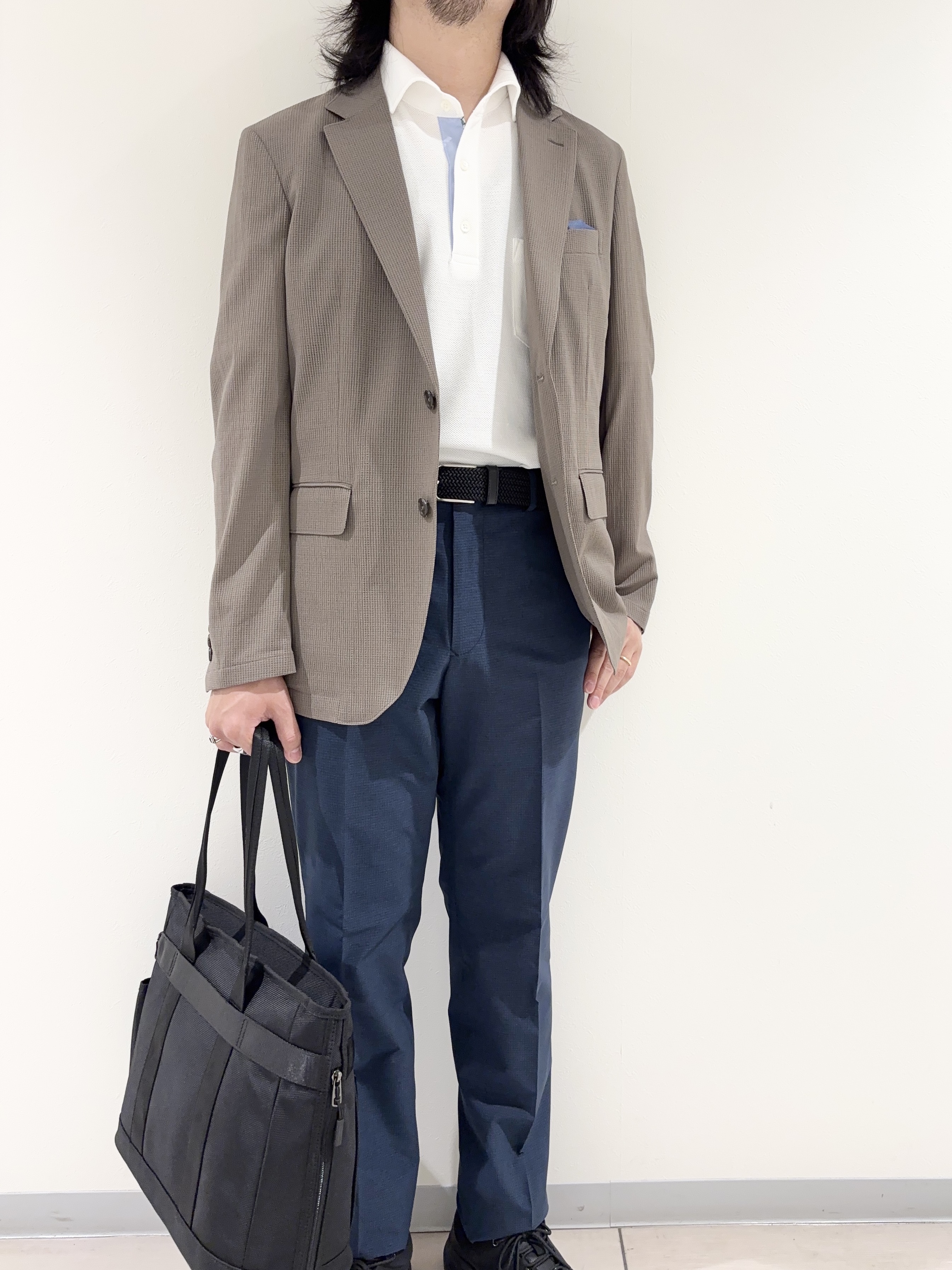 及川さんの「TAKEO KIKUCHI｜【Begin5月号掲載/通気性】トリコットサッカー ジャケット」を使ったコーディネート