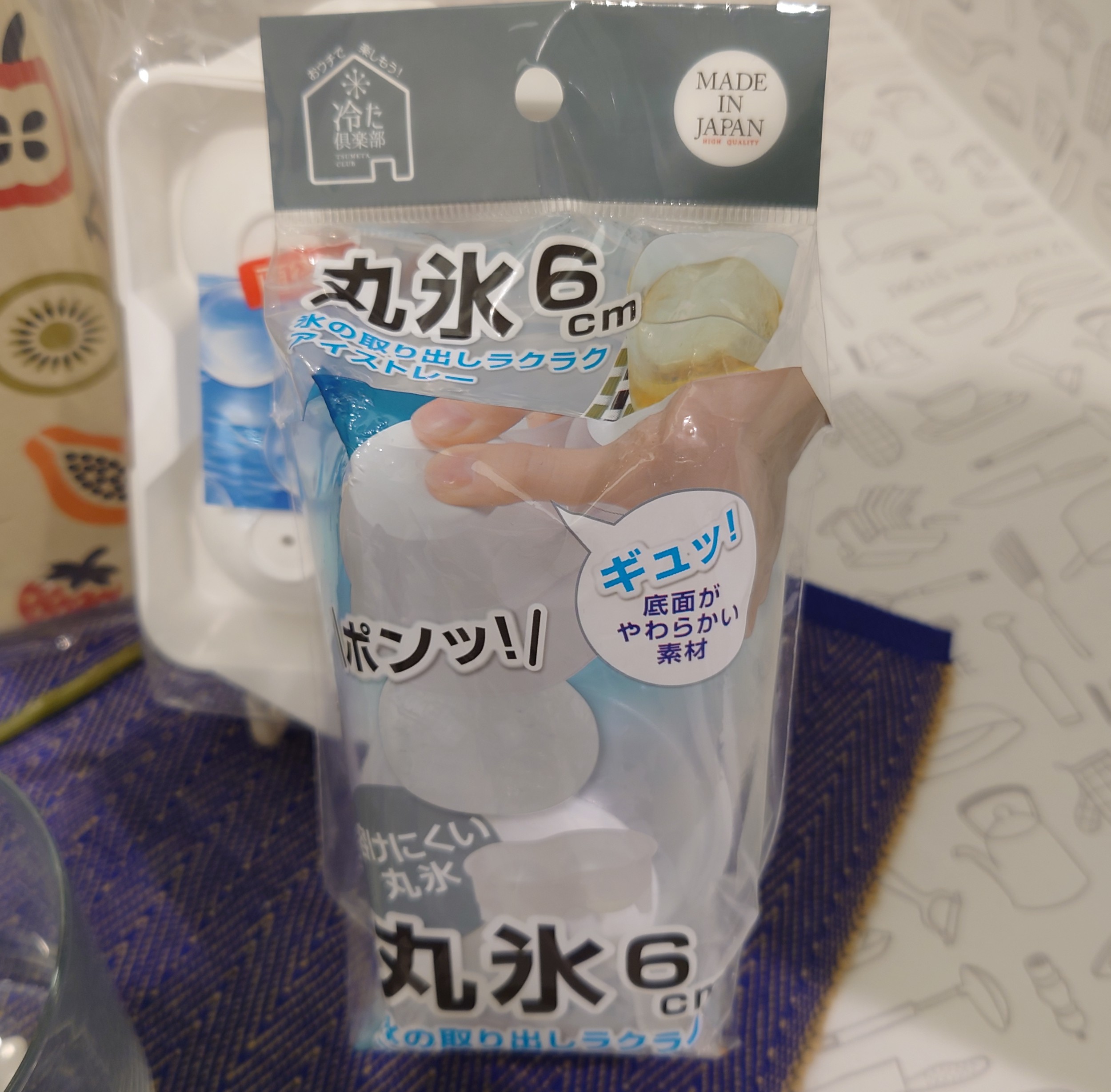 PANタナカさんの「212 KITCHEN STORE｜樹脂製 果実酒びん 角型 4.0L」を使ったコーディネート