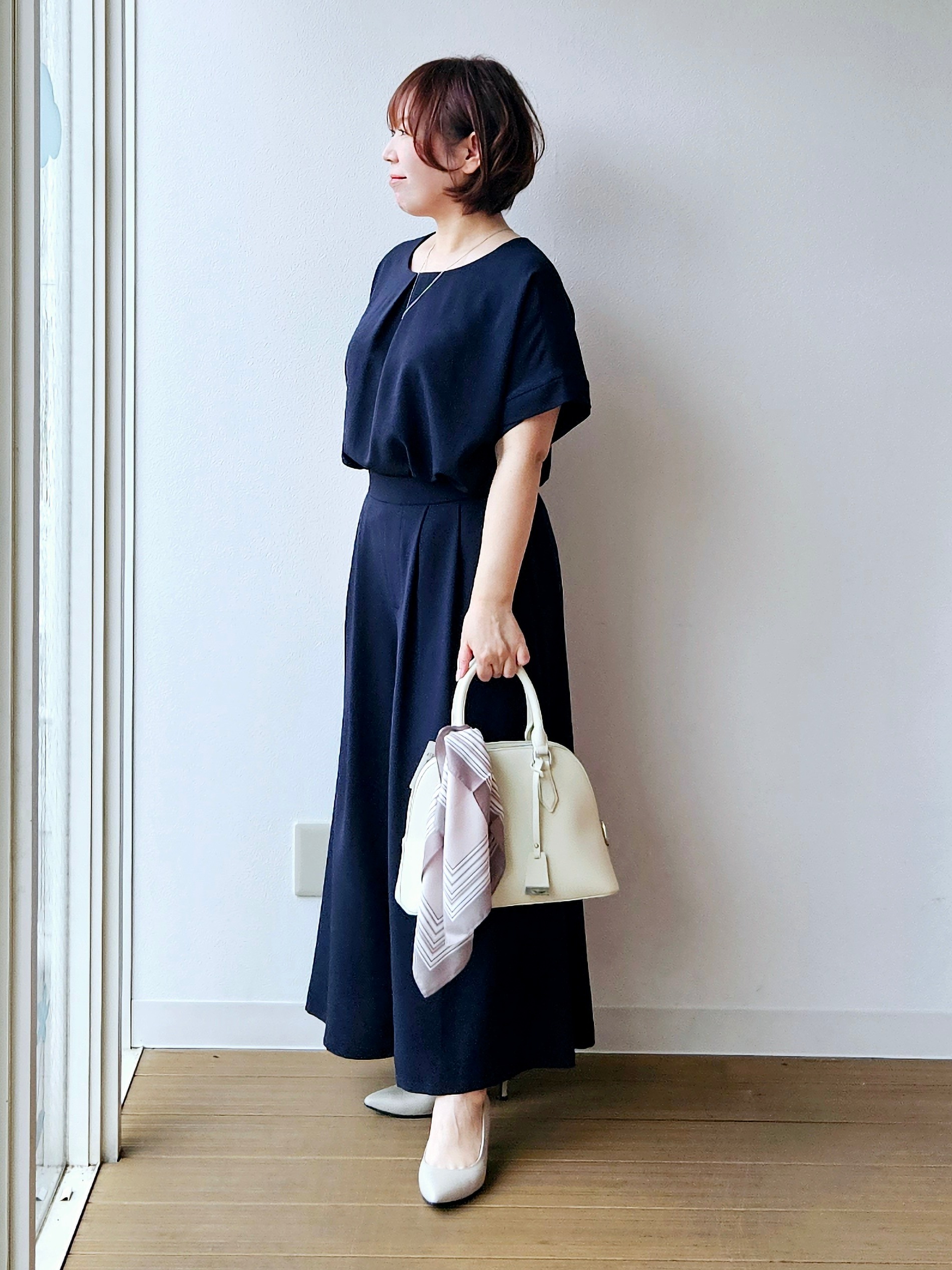 やじまさんの「UNTITLED｜【前後2WAY/はっ水/セットアップ可】リラクシーフレンチスリーブブラウス」を使ったコーディネート
