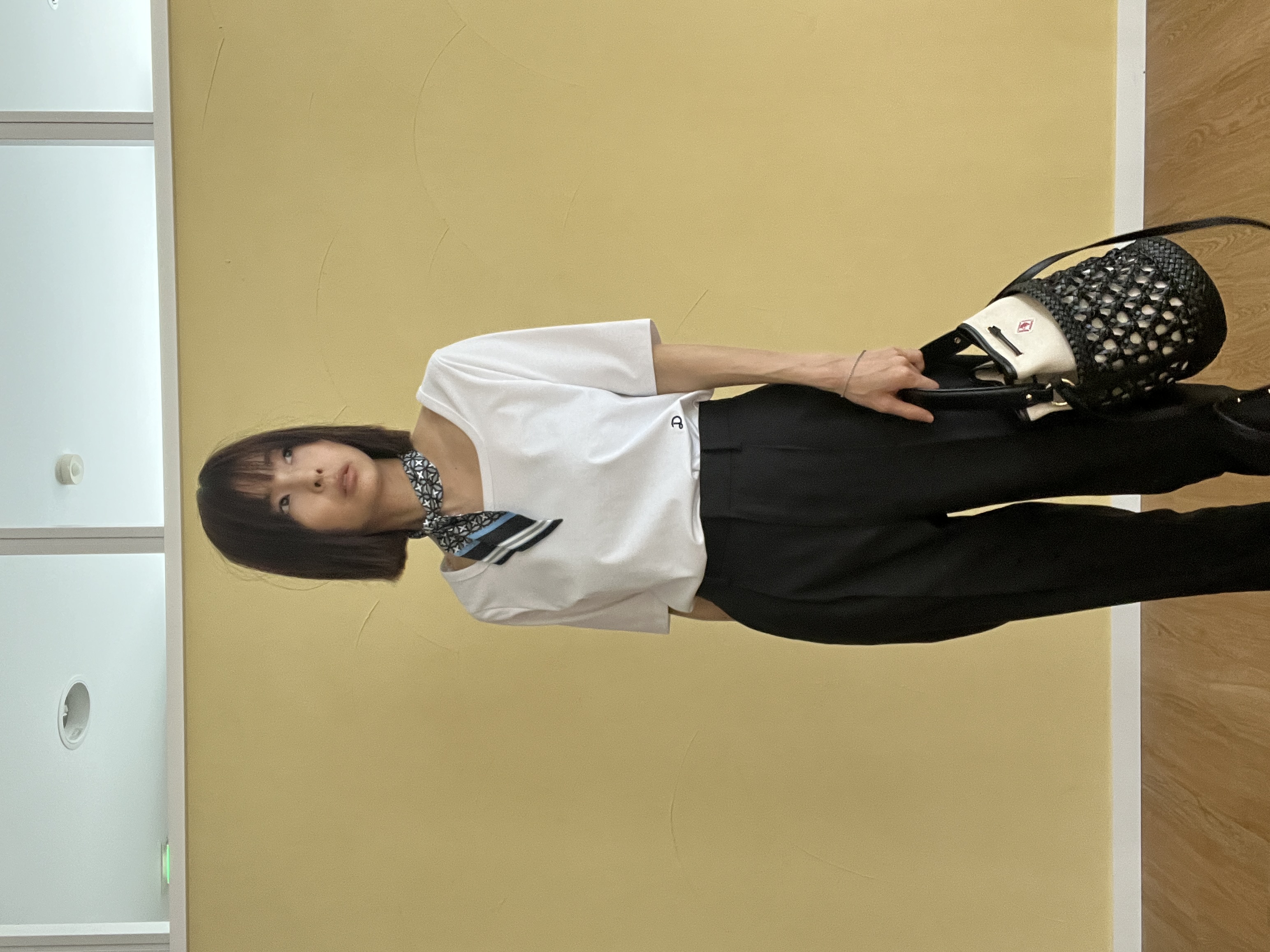 misaさんの「DRESSTERIOR｜【接触冷感/UVカット/抗菌防臭/しわ防止】クールデオドラント スクエアネックプルオーバー」を使ったコーディネート