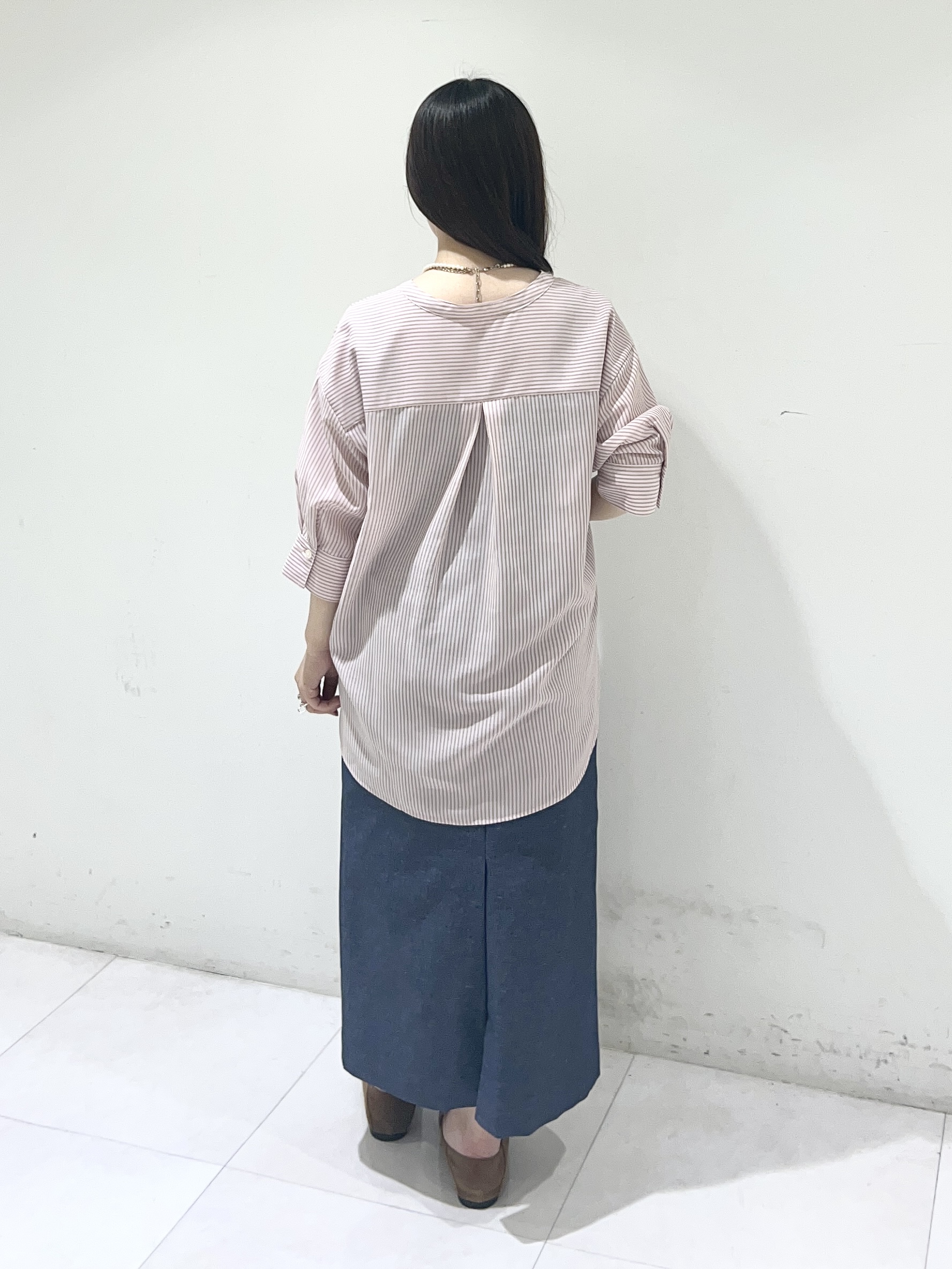 Mitsukiさんの「UNTITLED｜【接触冷感/通気性/洗える】フロントフリルブラウス」を使ったコーディネート
