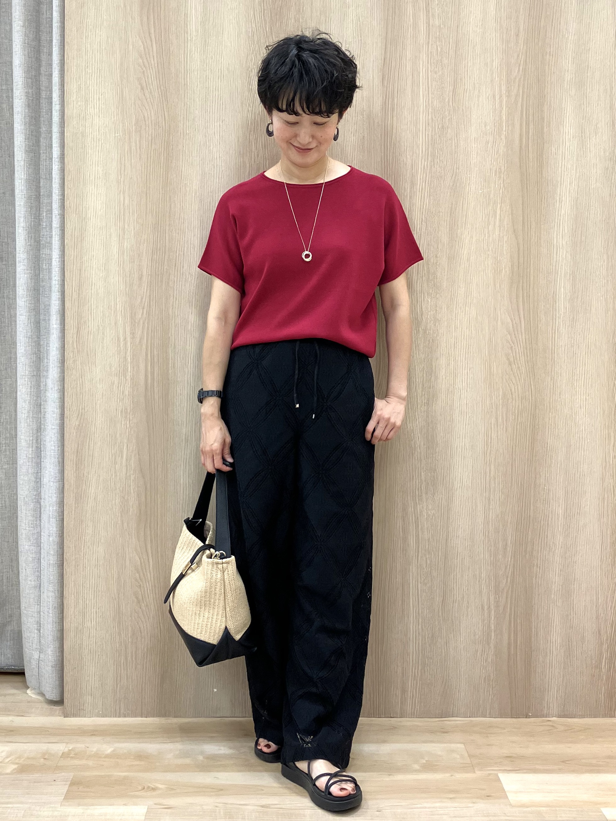 Keiさんの「grove｜【シリーズ累計36万枚！名品ニット】やわらかドライタッチ ドルマンニット」を使ったコーディネート