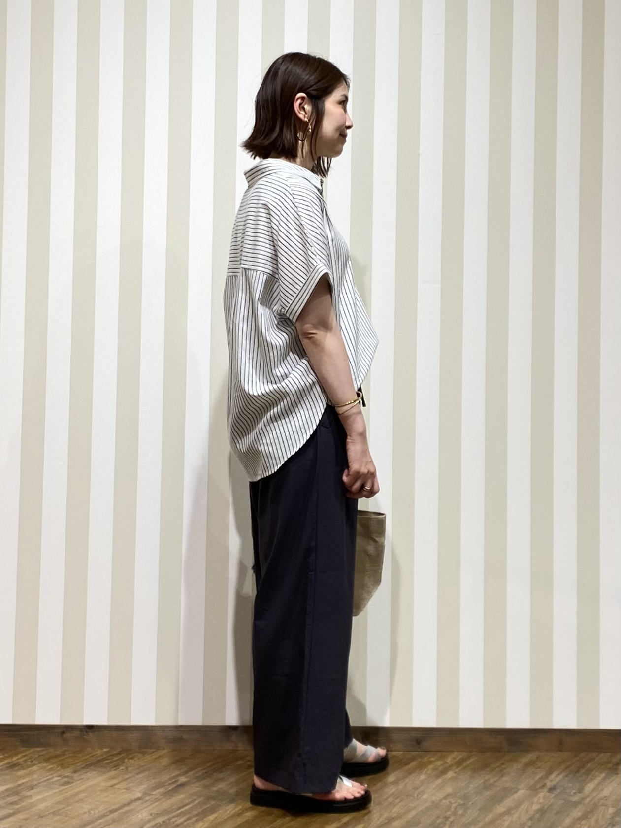 SAOさんの「SHOO･LA･RUE｜【ひんやり/UV】インせず着られる フレンチリネンスキッパーシャツ」を使ったコーディネート